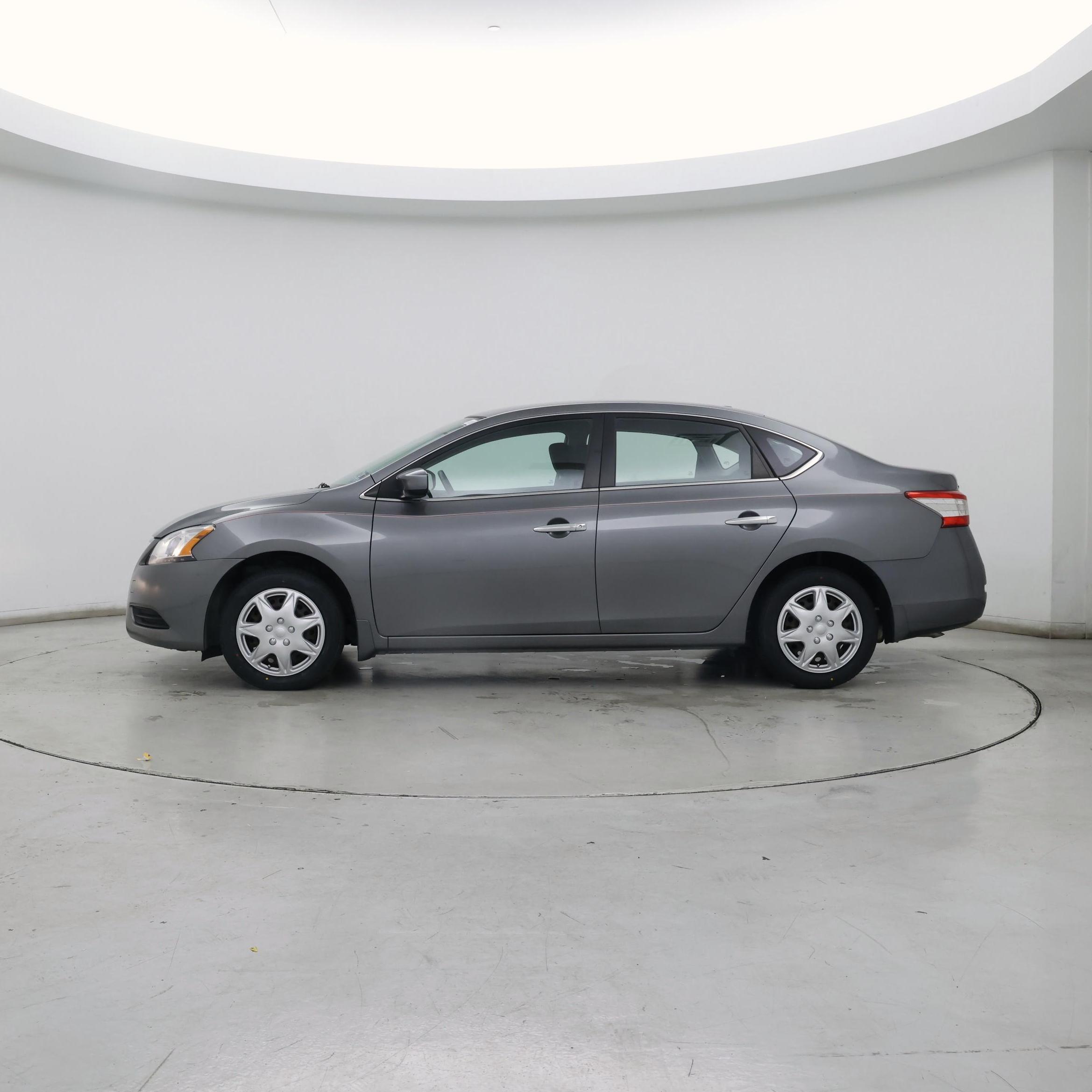 Thumbnail: 2015 Nissan Sentra - 3