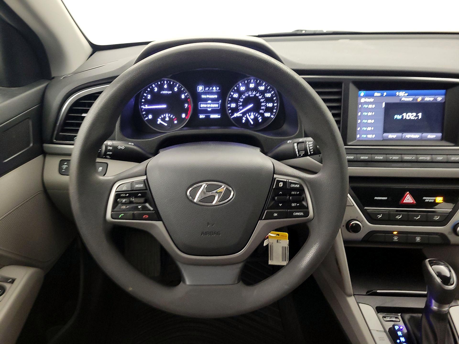 Thumbnail: 2018 Hyundai Elantra - 10