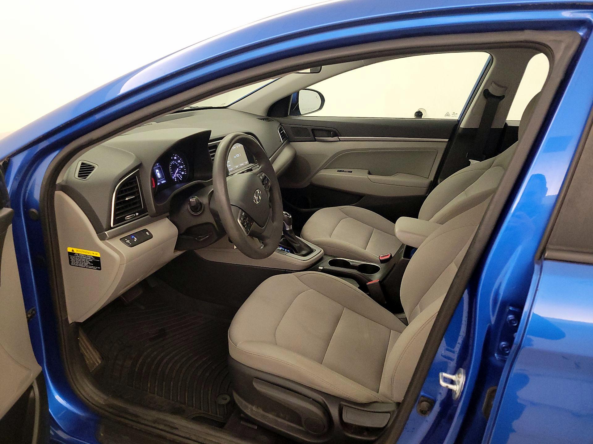 Thumbnail: 2018 Hyundai Elantra - 11