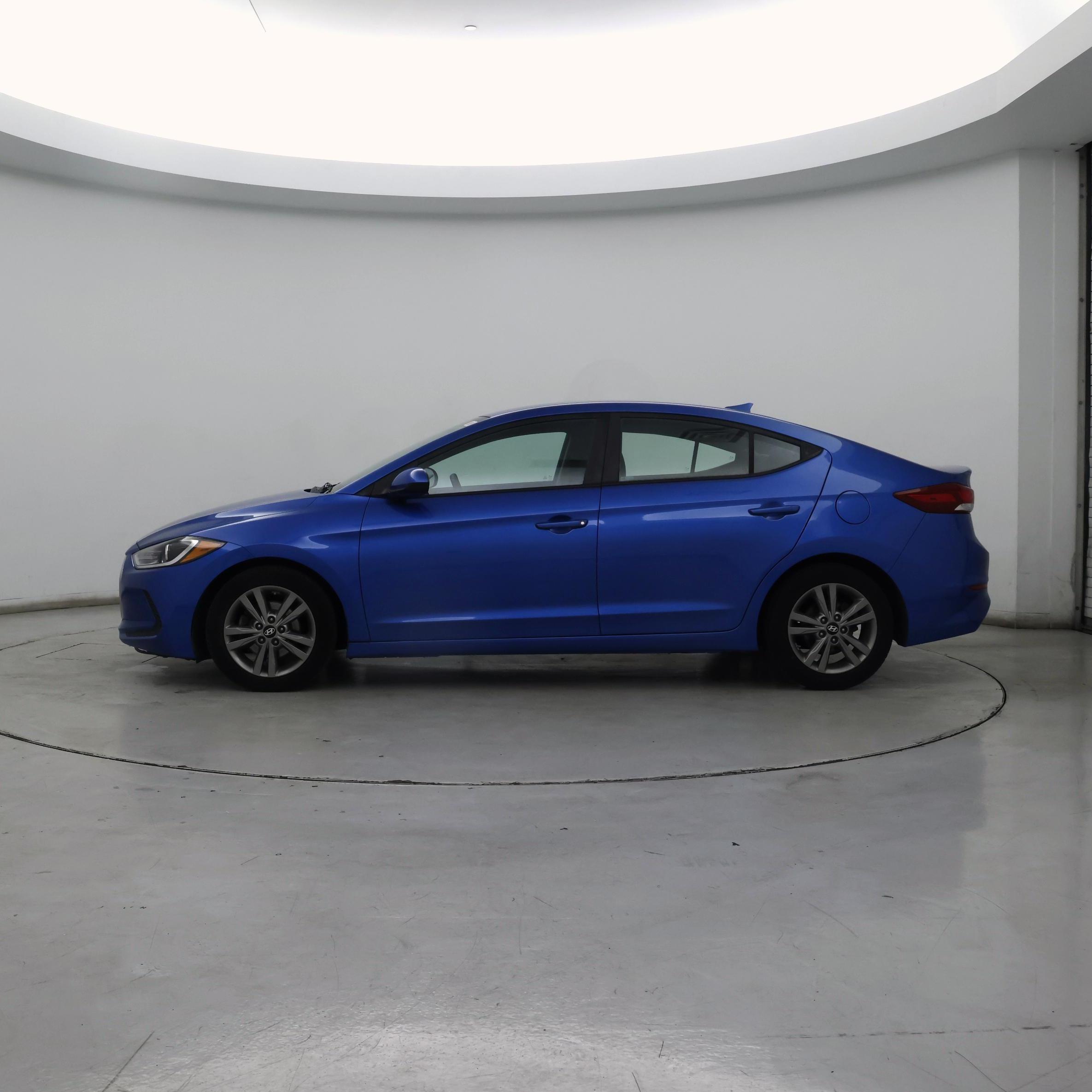 Thumbnail: 2018 Hyundai Elantra - 3