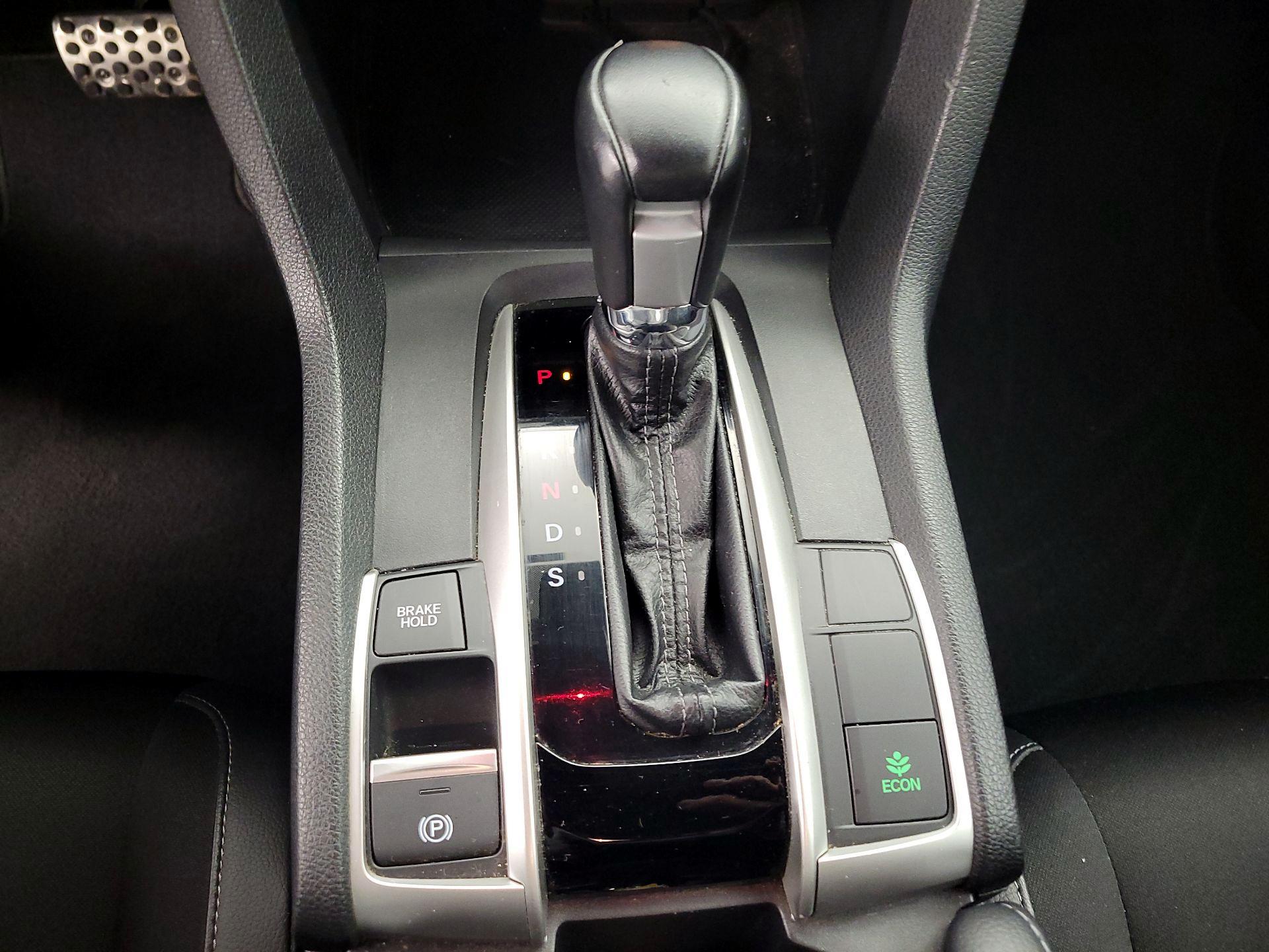 Thumbnail: 2019 Honda Civic - 17