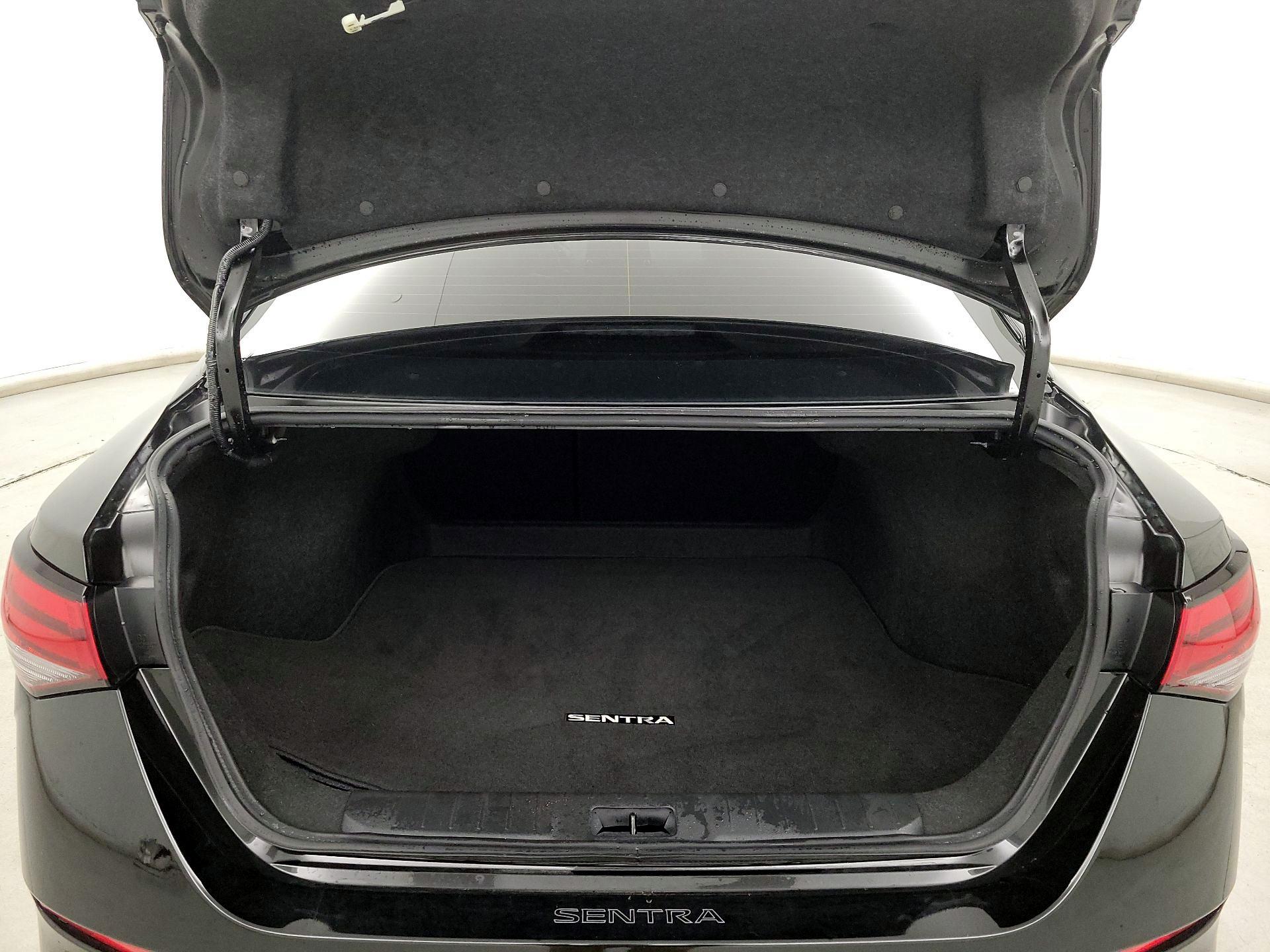 Thumbnail: 2025 Nissan Sentra - 20