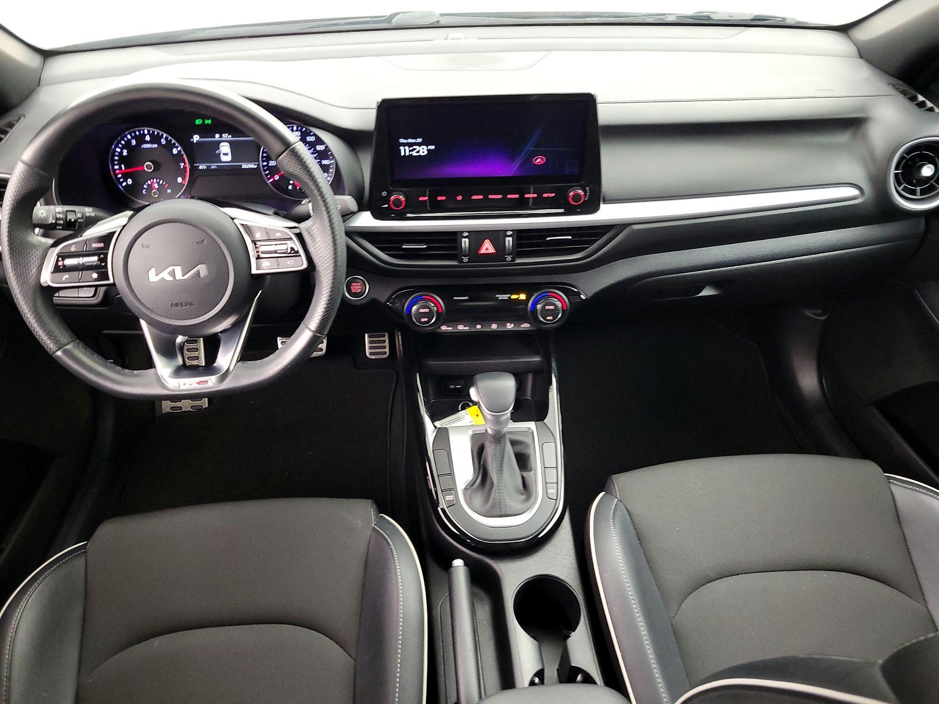 Thumbnail: 2023 Kia Forte - 9