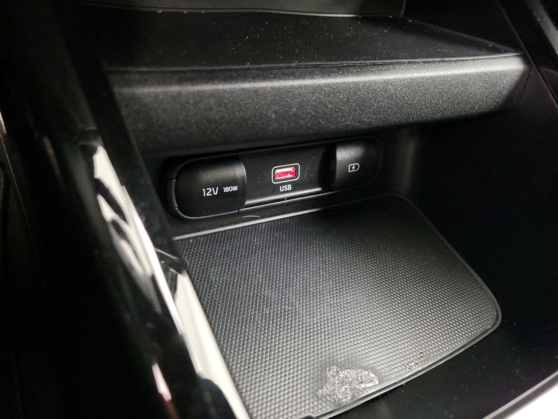 Thumbnail: 2023 Kia Forte - 18