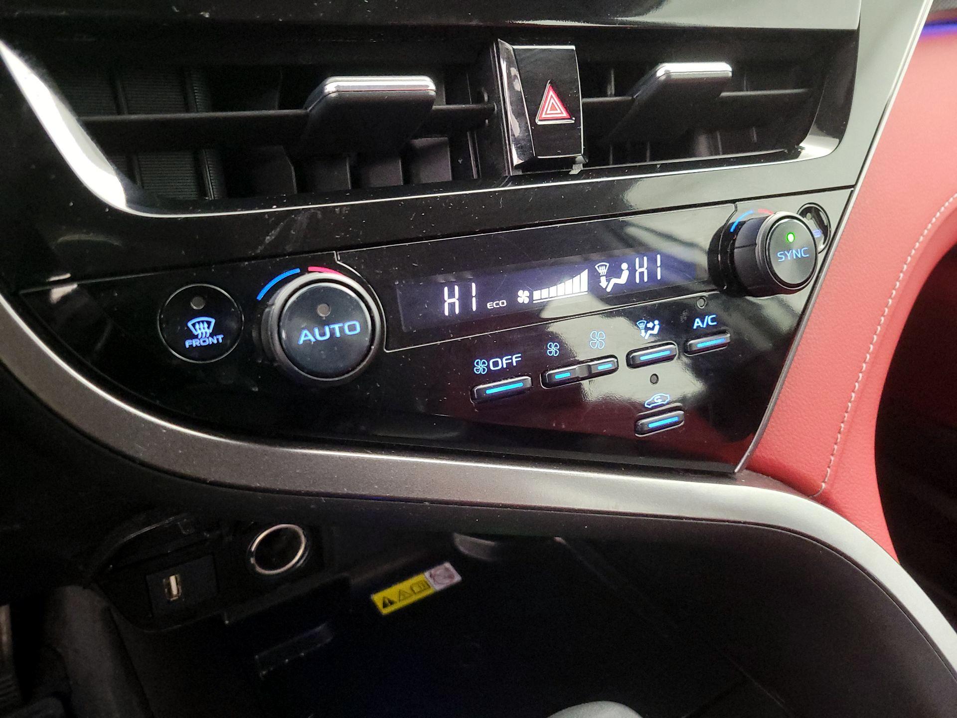 Thumbnail: 2024 Toyota Camry - 16