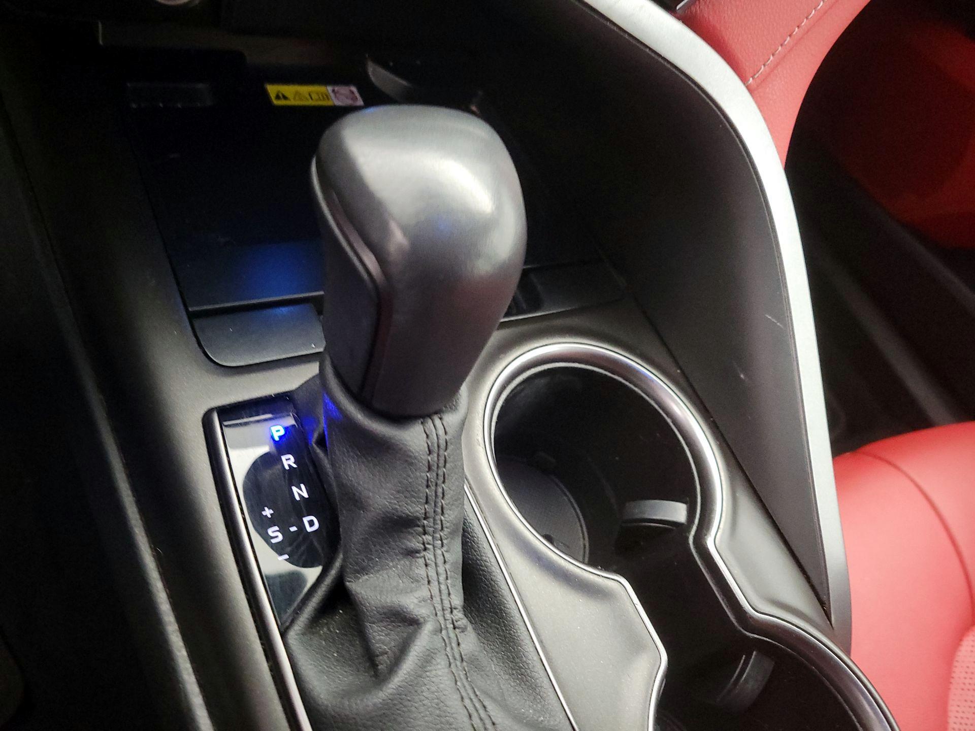 Thumbnail: 2024 Toyota Camry - 17