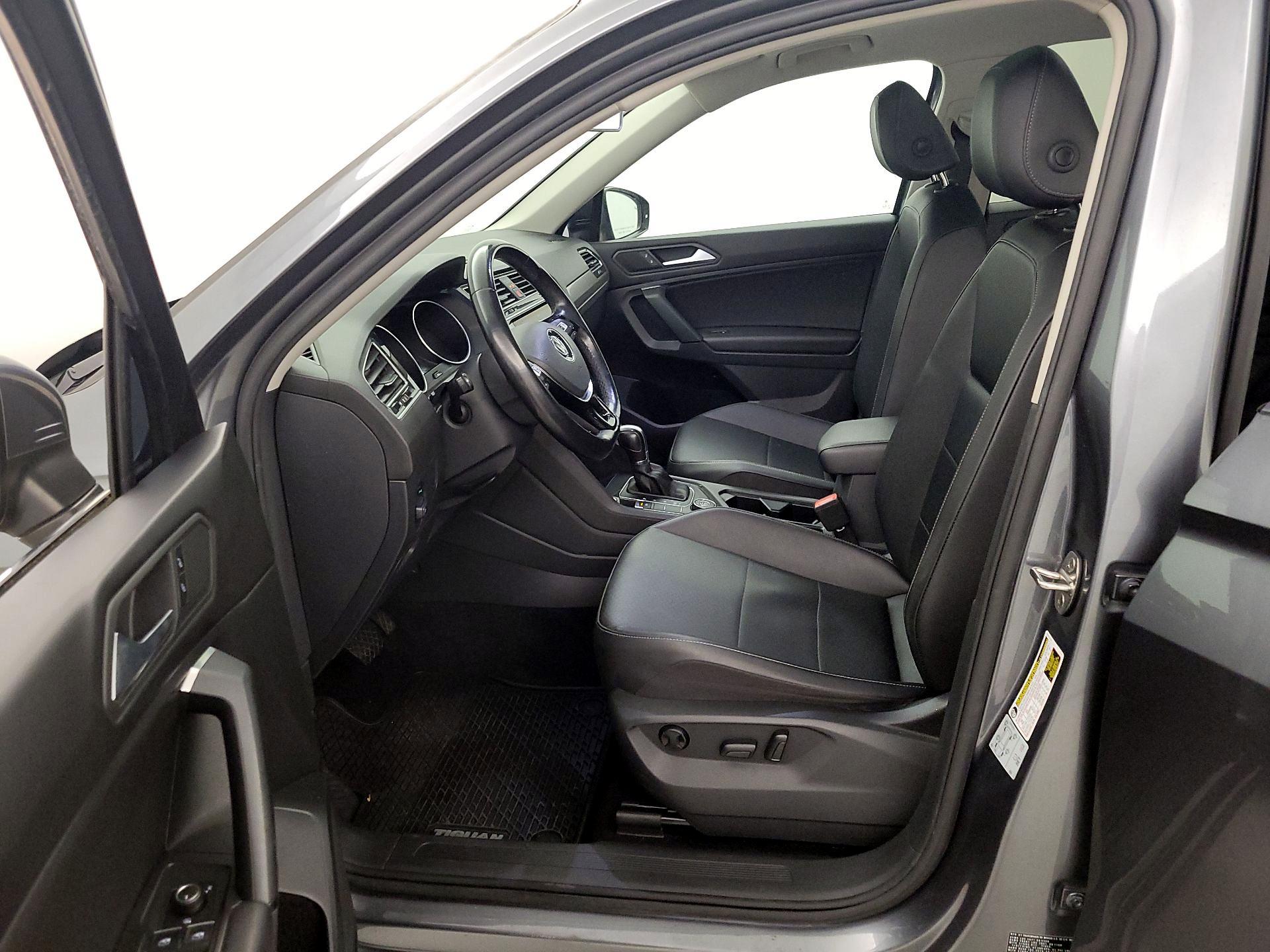 Thumbnail: 2019 Volkswagen Tiguan - 11