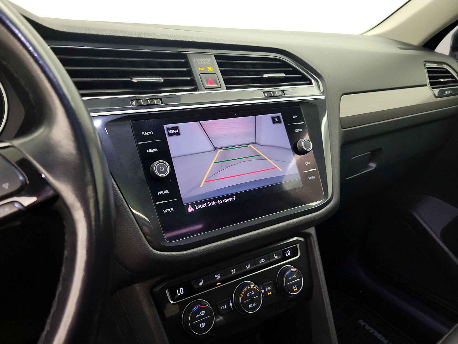 Thumbnail: 2019 Volkswagen Tiguan - 14