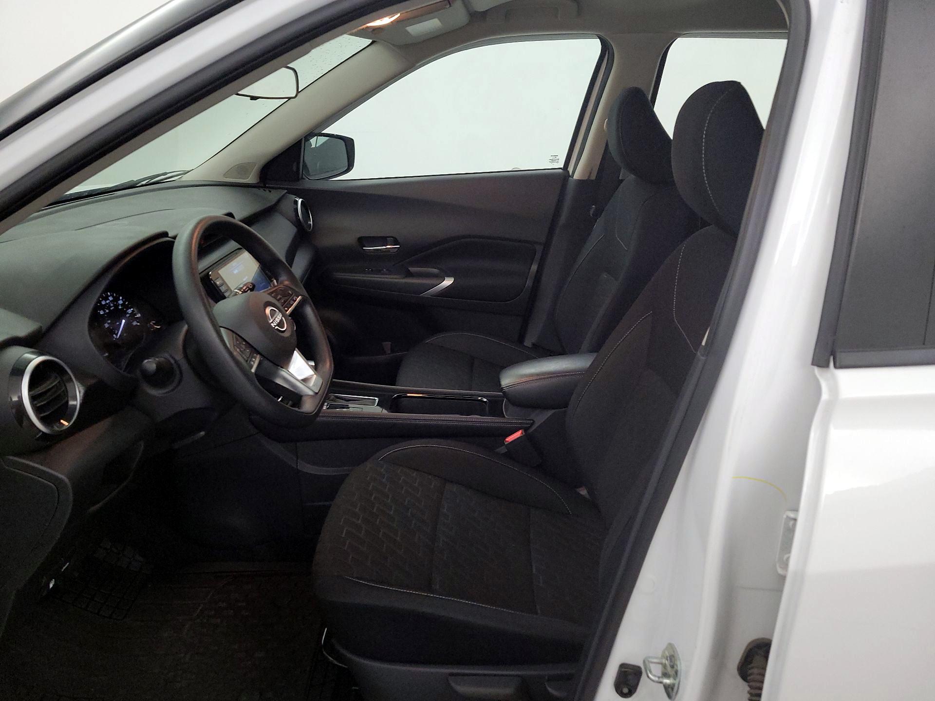 Thumbnail: 2023 Nissan Kicks - 11