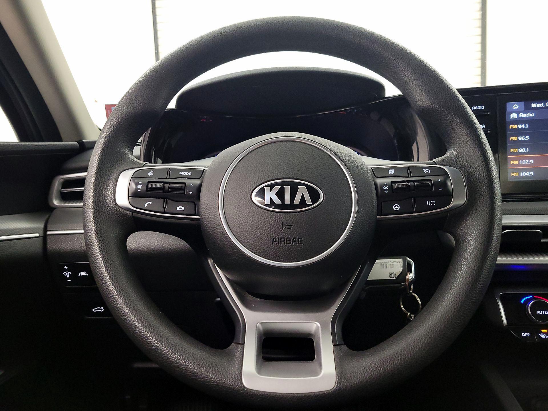 Thumbnail: 2021 Kia K5 - 10