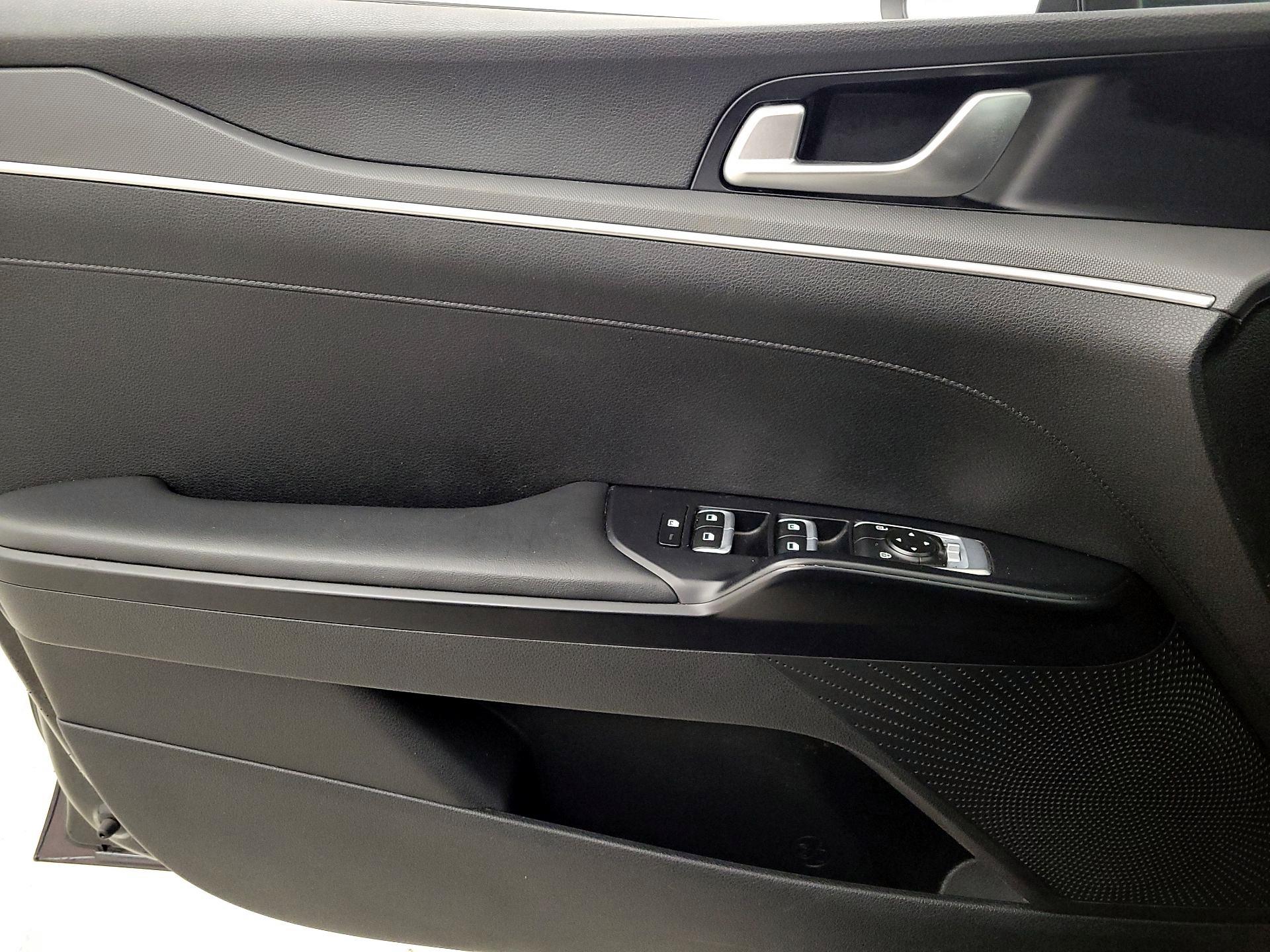 Thumbnail: 2021 Kia K5 - 12