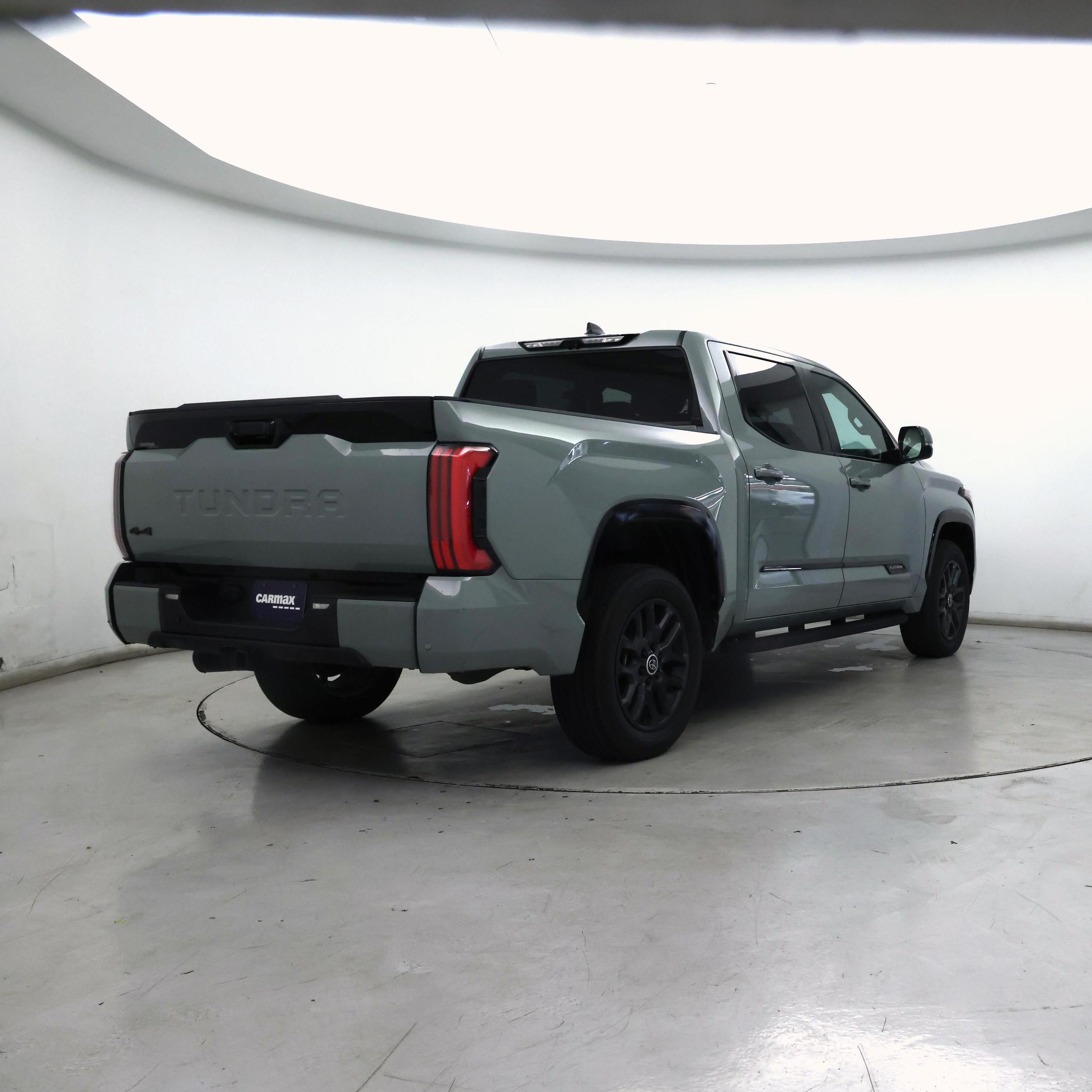 Thumbnail: 2024 Toyota Tundra - 8