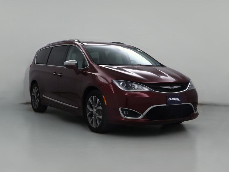 2017 Chrysler Pacifica Limited -
                  Easton, PA