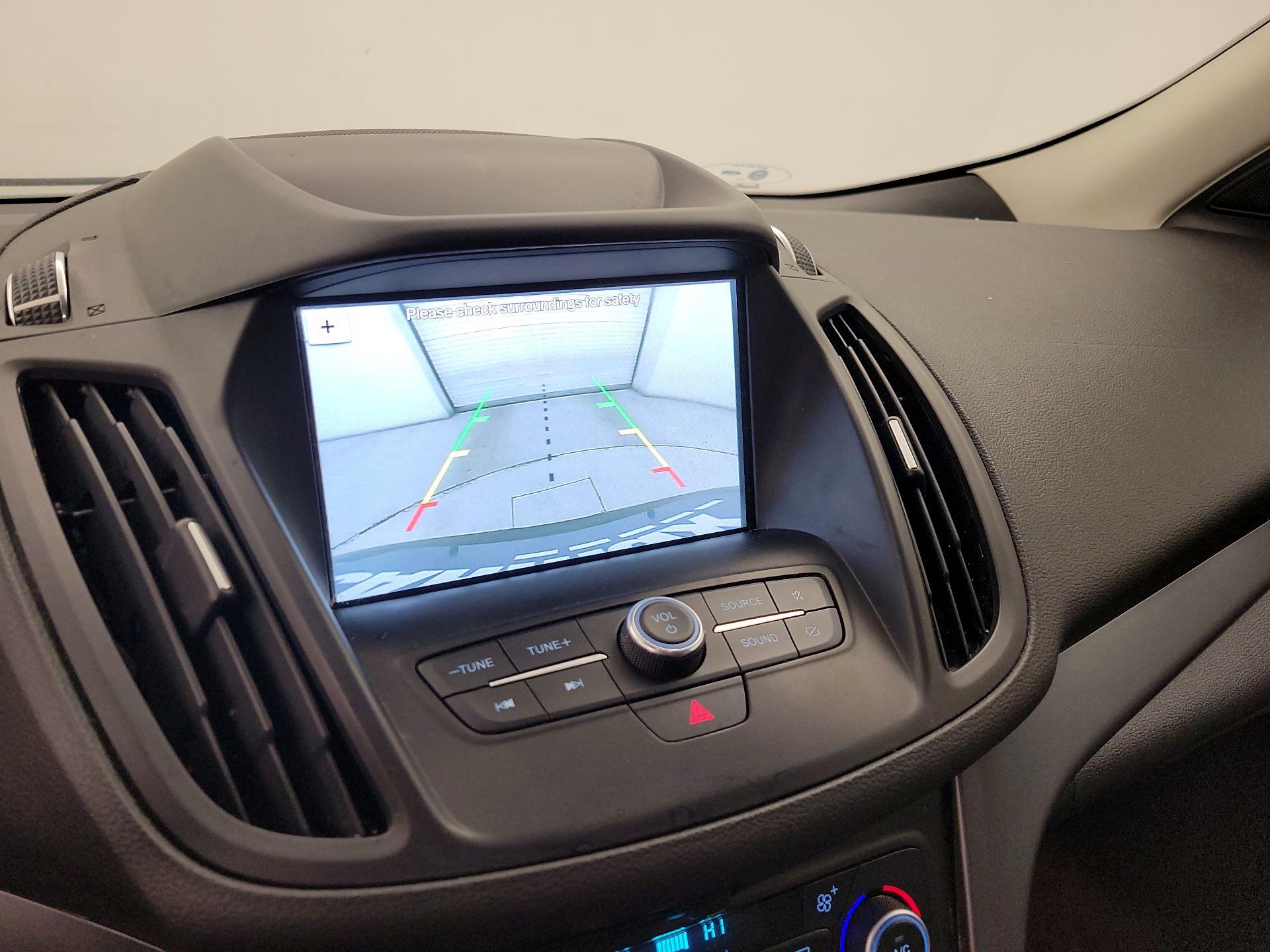 Thumbnail: 2019 Ford Escape - 14