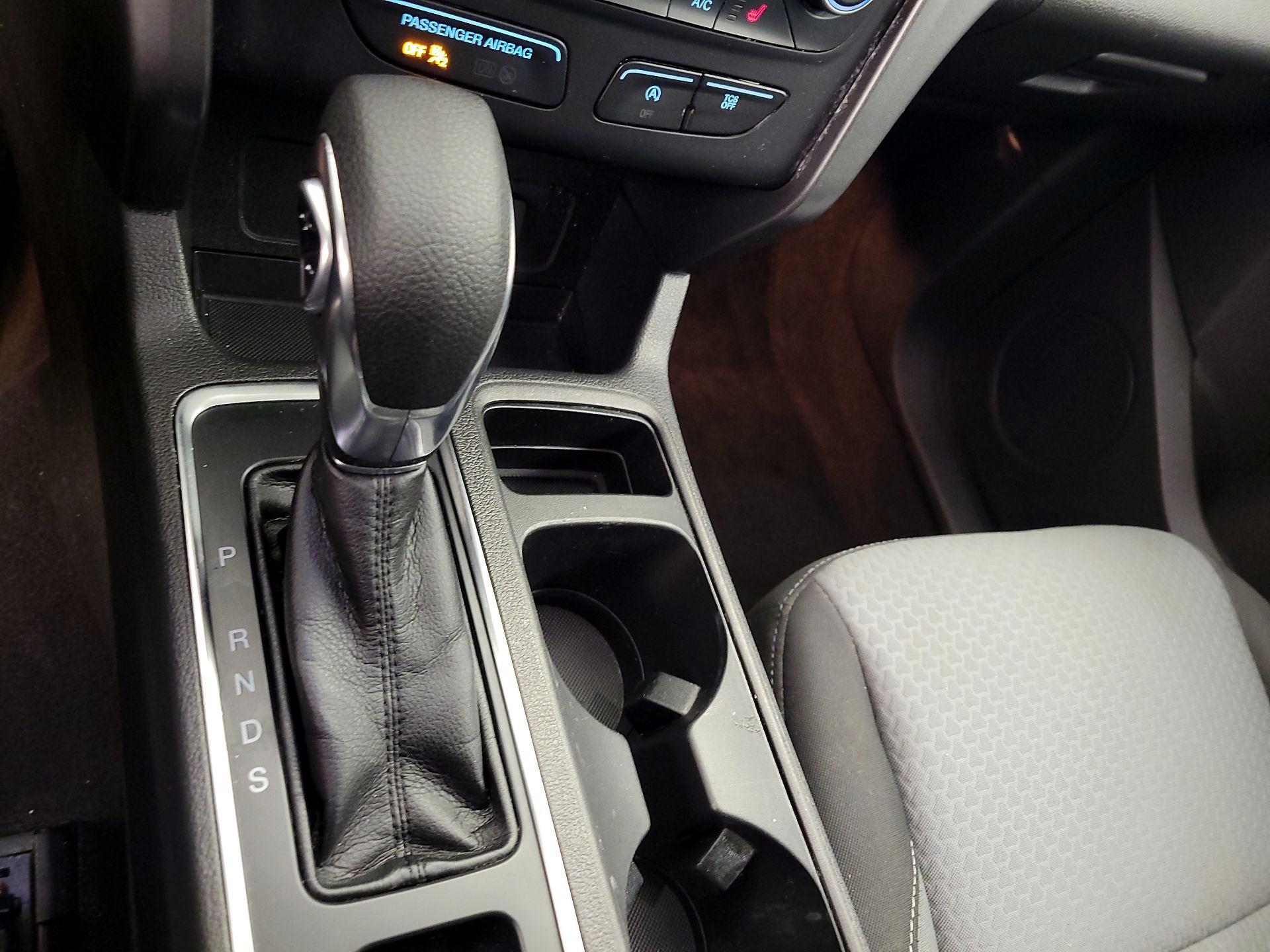 Thumbnail: 2019 Ford Escape - 17