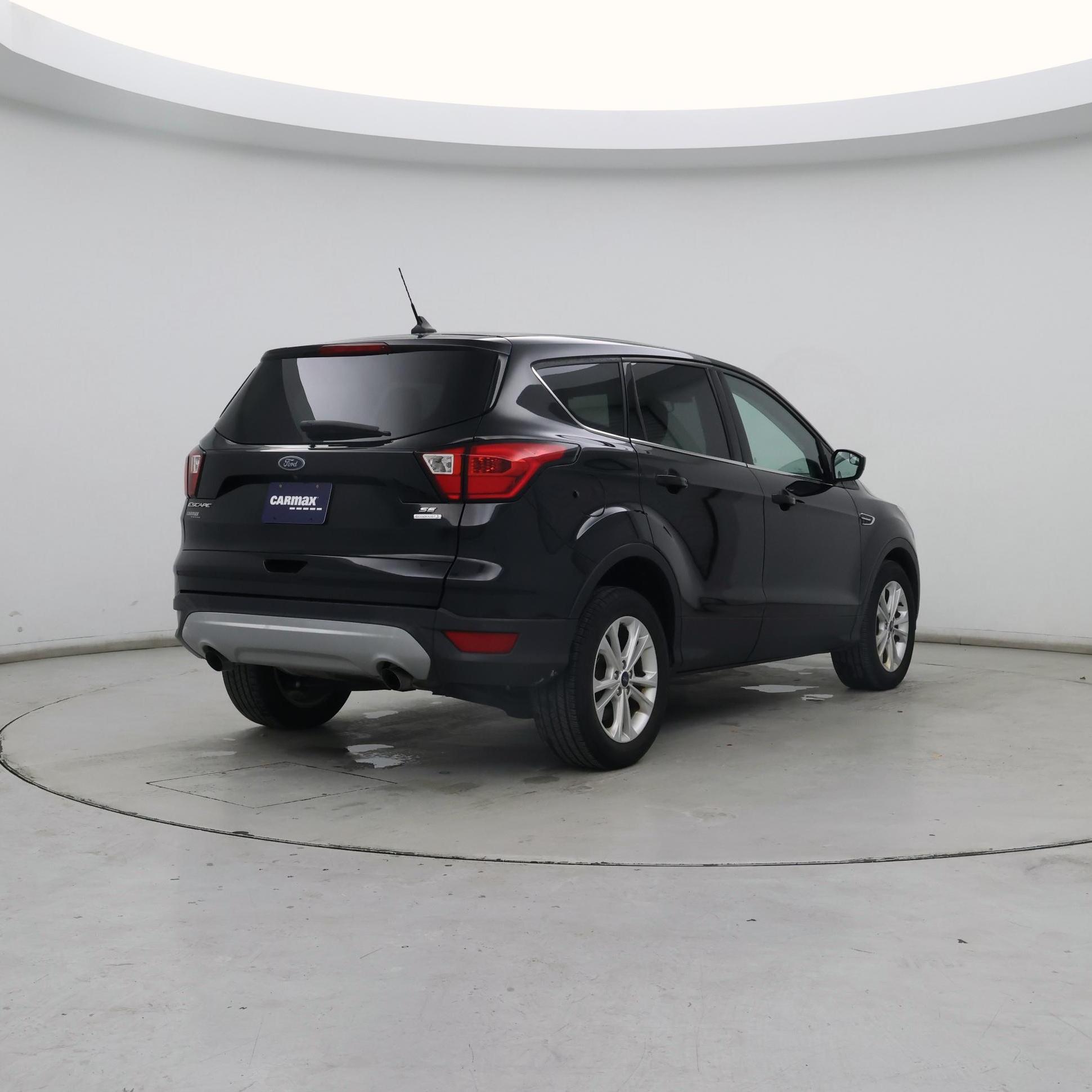 Thumbnail: 2019 Ford Escape - 8