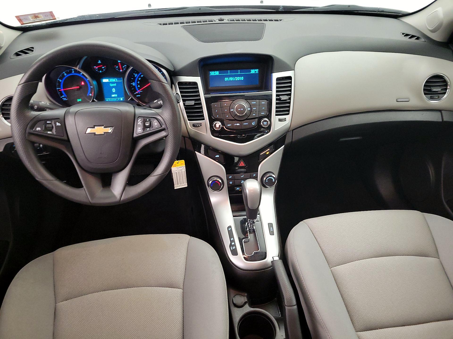 Thumbnail: 2015 Chevrolet Cruze - 9