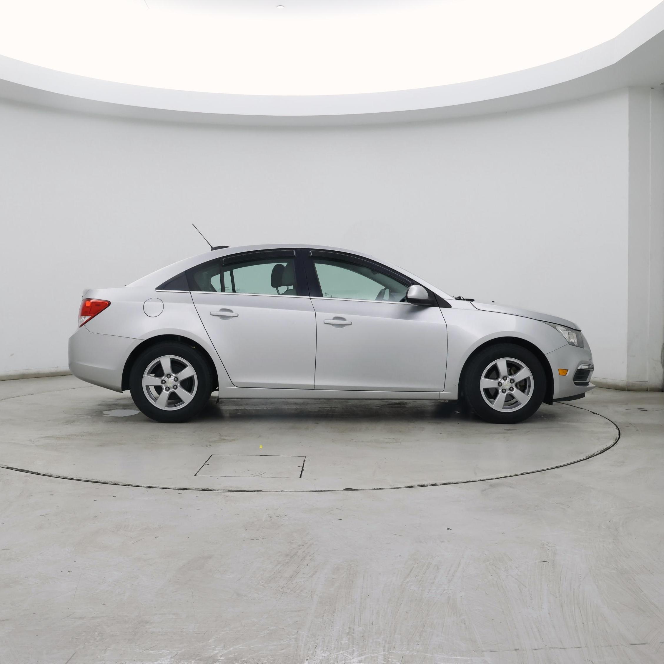 Thumbnail: 2015 Chevrolet Cruze - 7