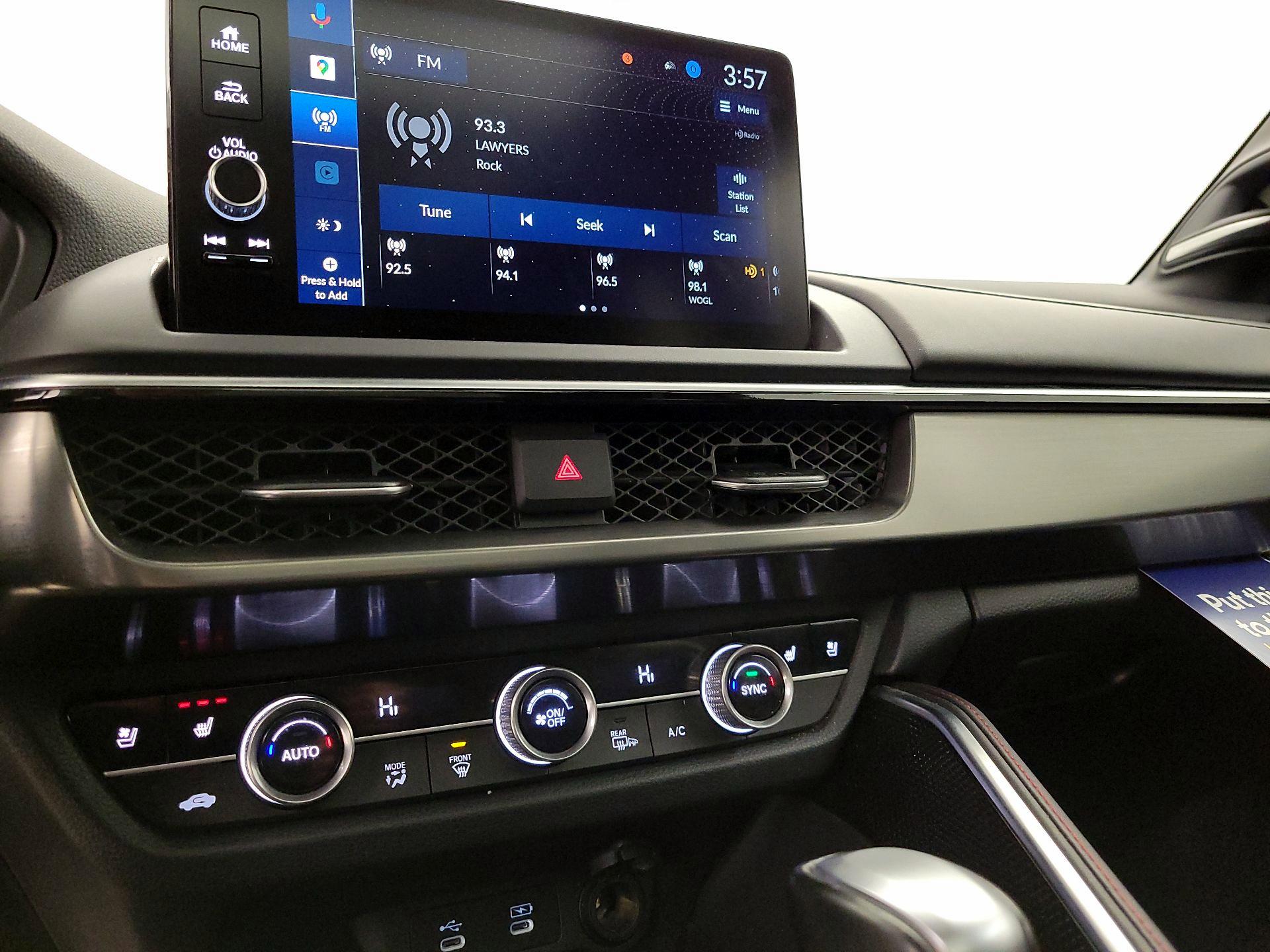 Thumbnail: 2025 Acura ADX - 17