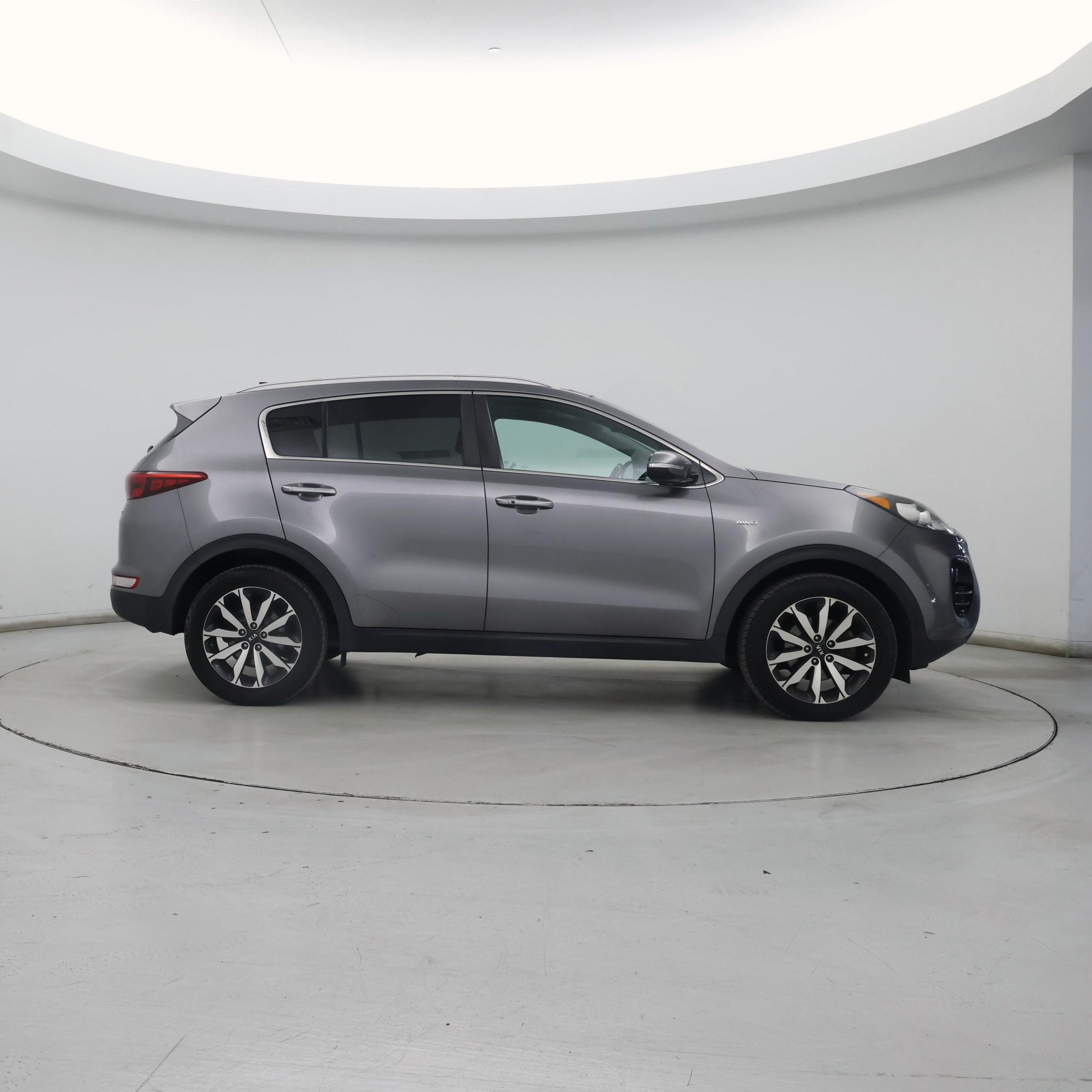 Thumbnail: 2017 Kia Sportage - 7