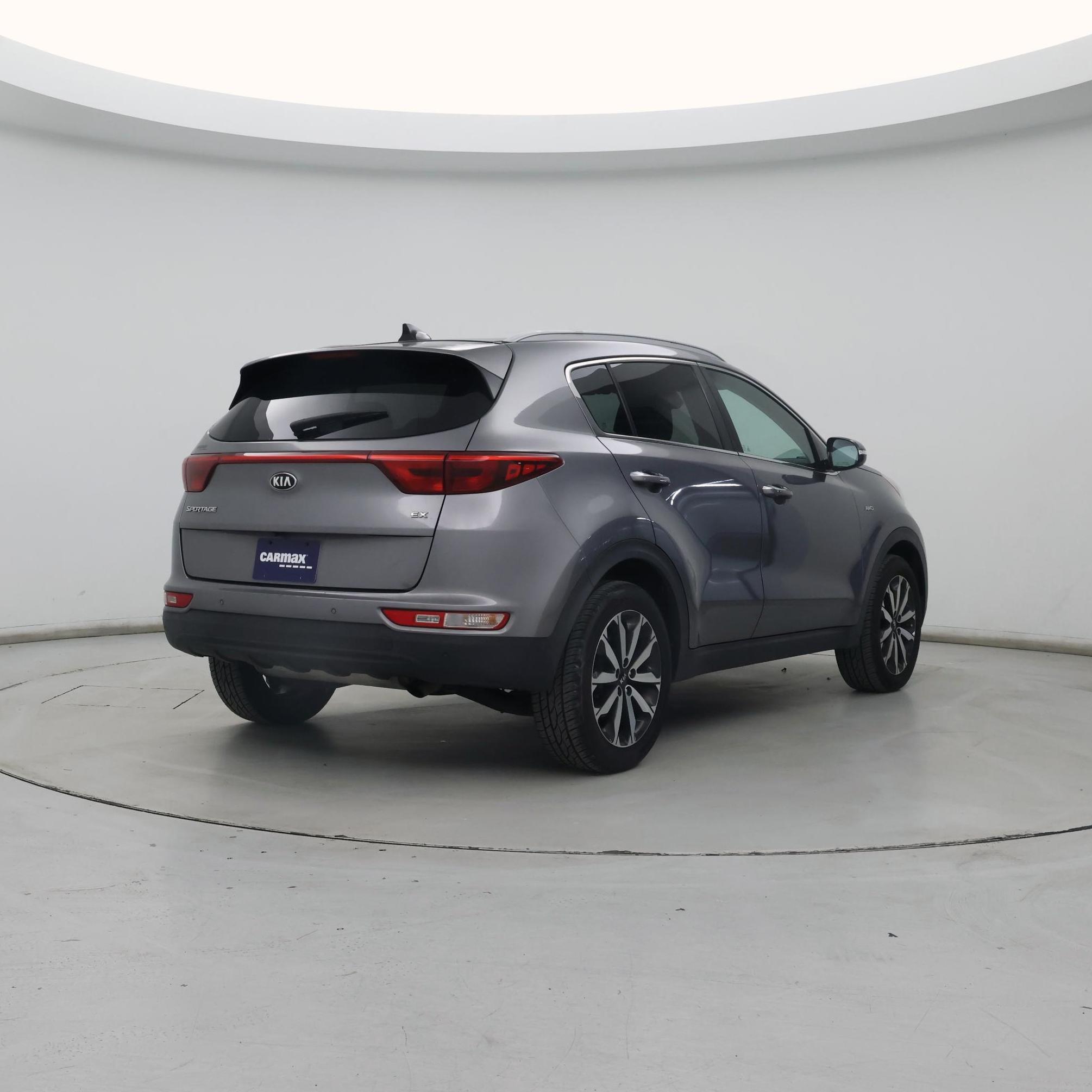 Thumbnail: 2017 Kia Sportage - 8