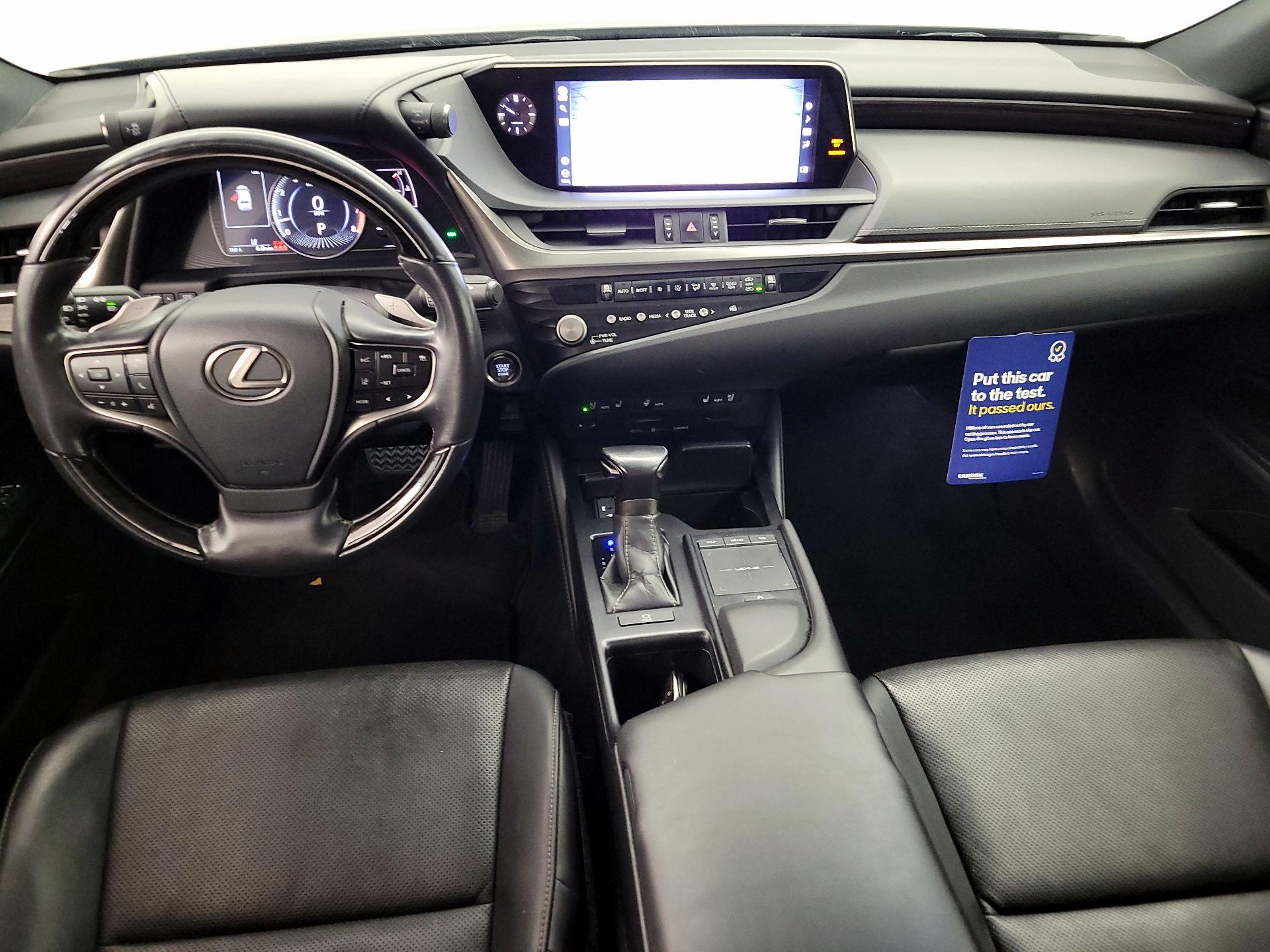 Thumbnail: 2021 Lexus ES - 9