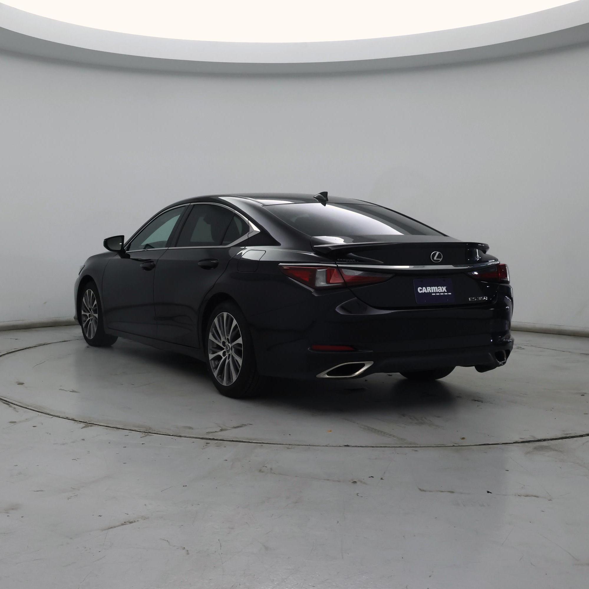 Thumbnail: 2021 Lexus ES - 2
