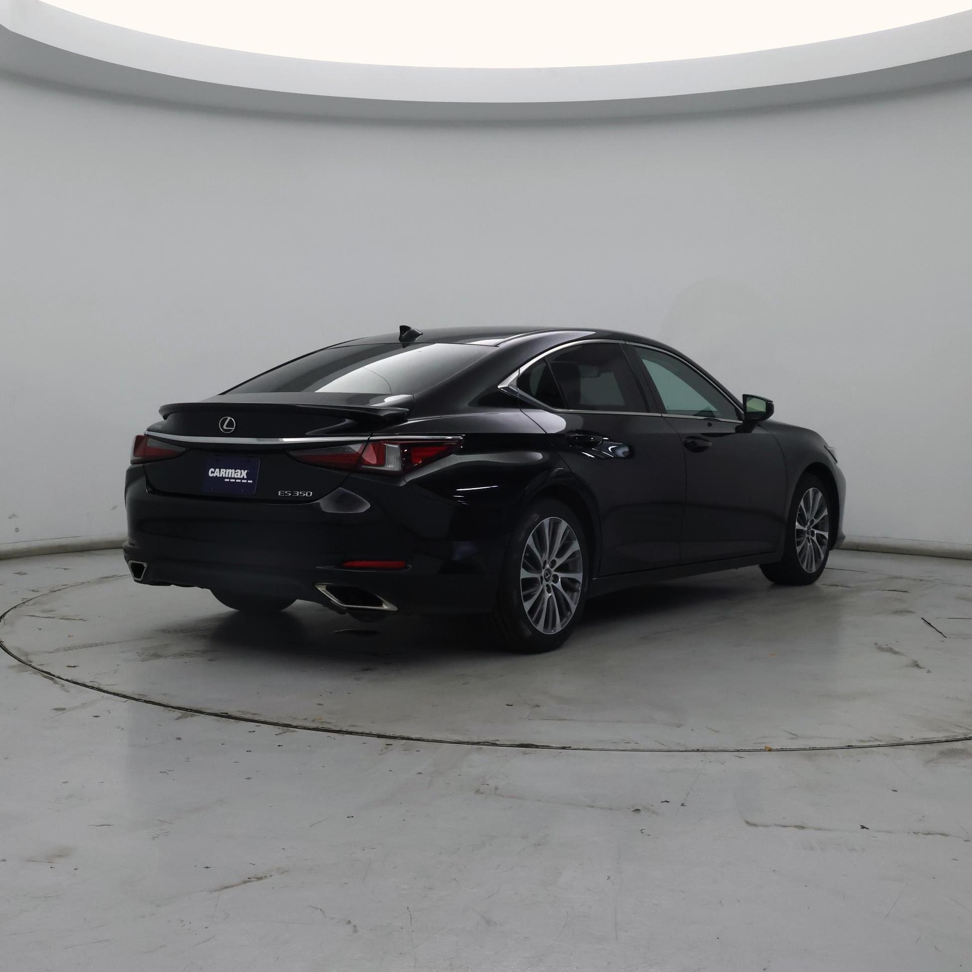 Thumbnail: 2021 Lexus ES - 8