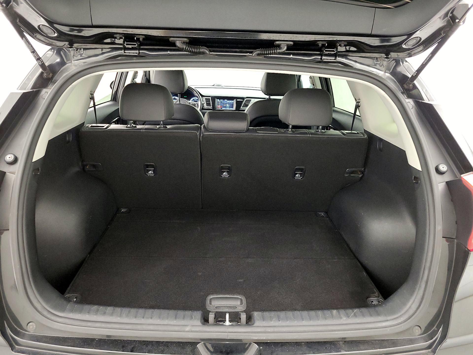 Thumbnail: 2017 Kia Niro - 20