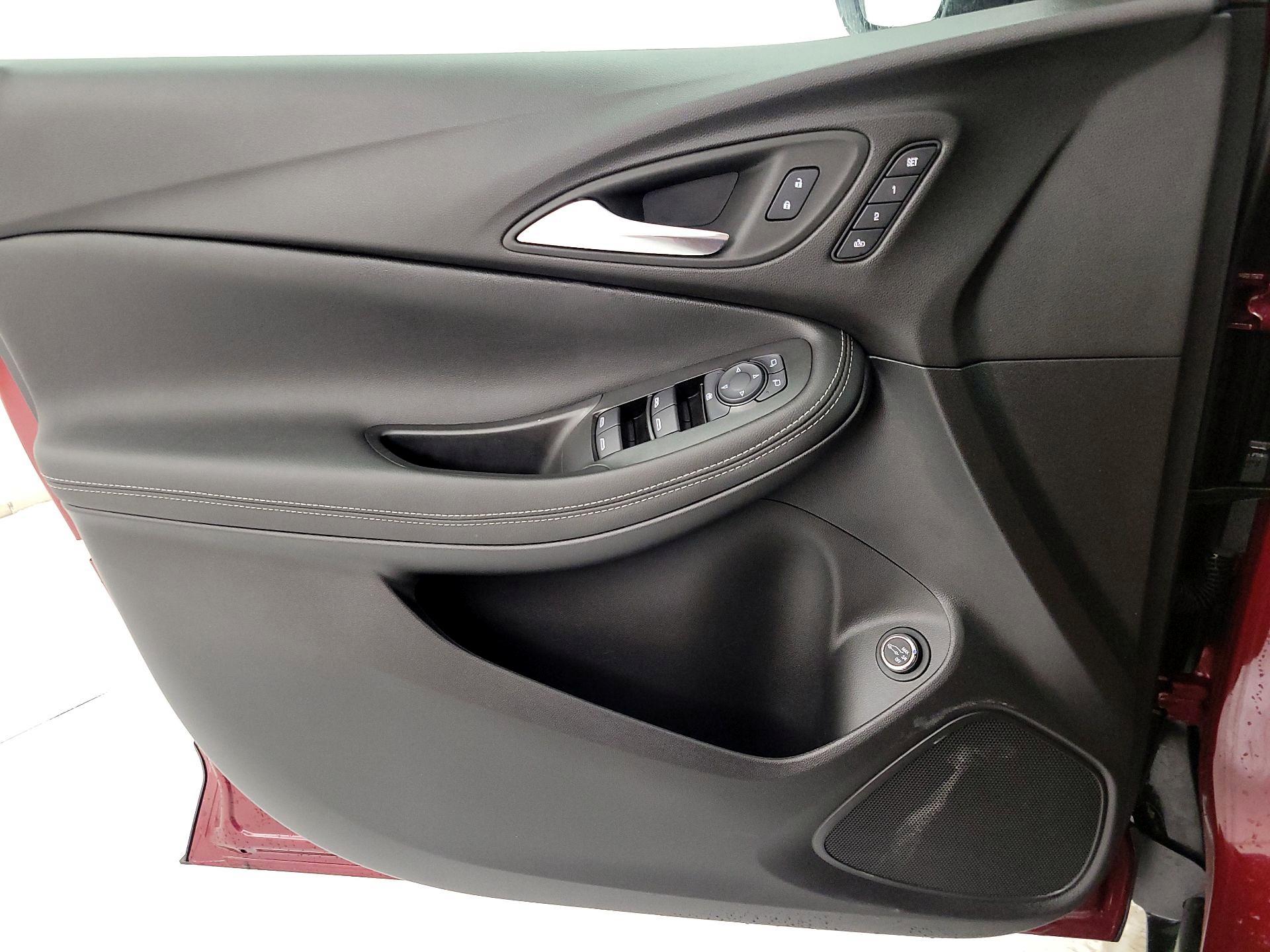 Thumbnail: 2023 Buick Encore GX - 12