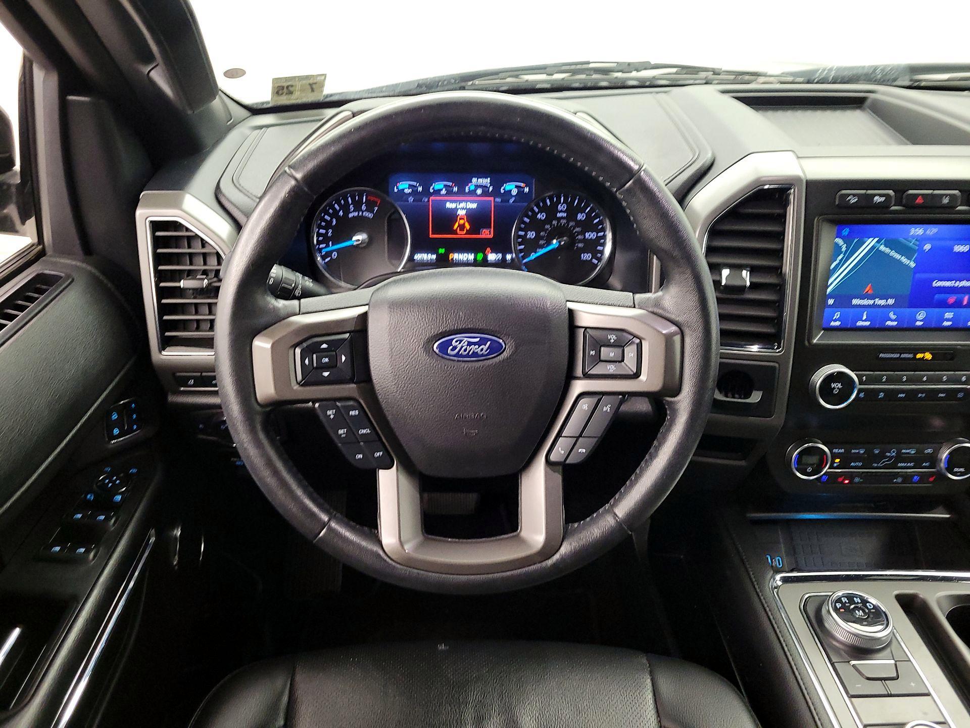 Thumbnail: 2020 Ford Expedition - 10