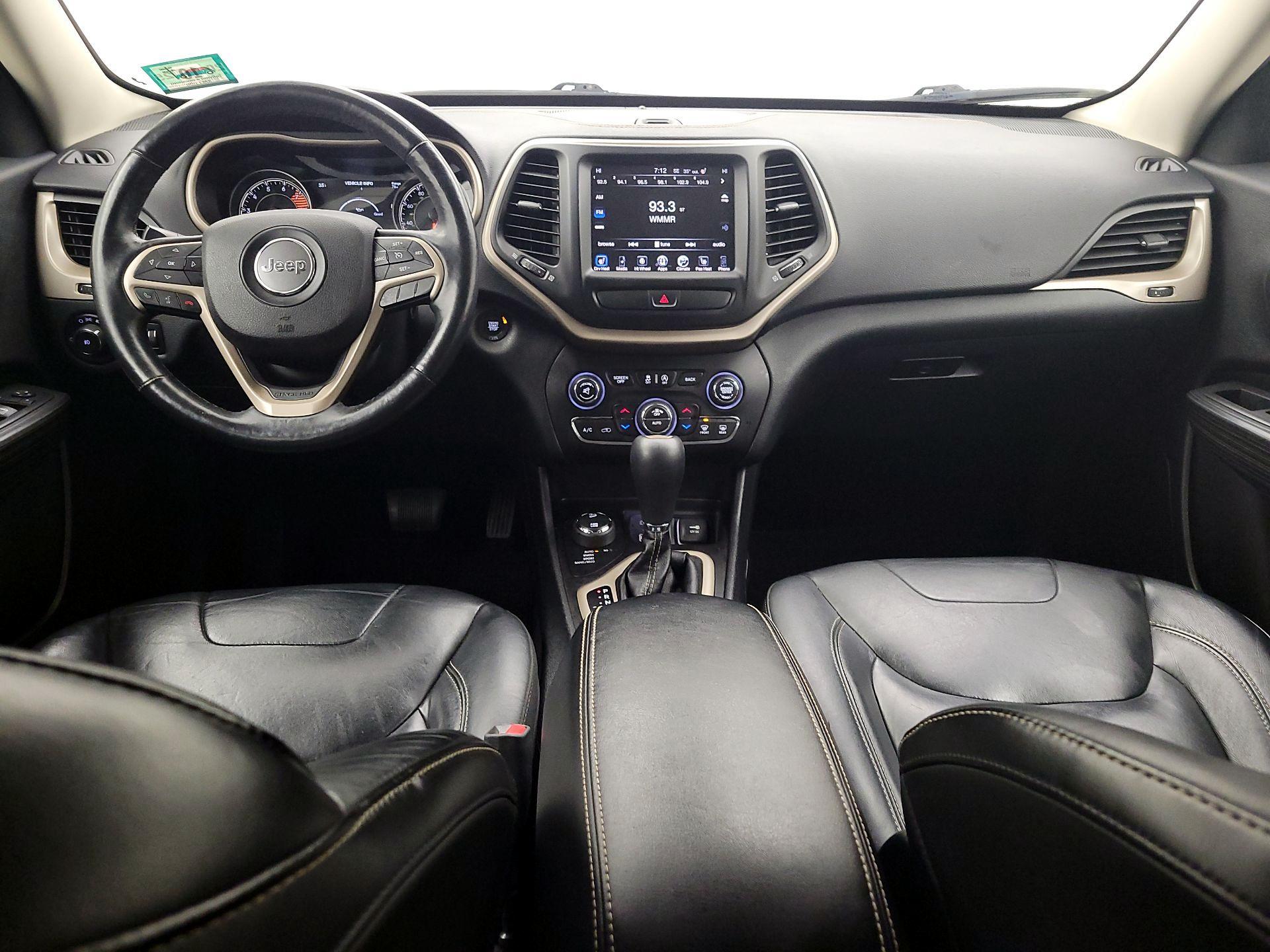 Thumbnail: 2016 Jeep Cherokee - 9