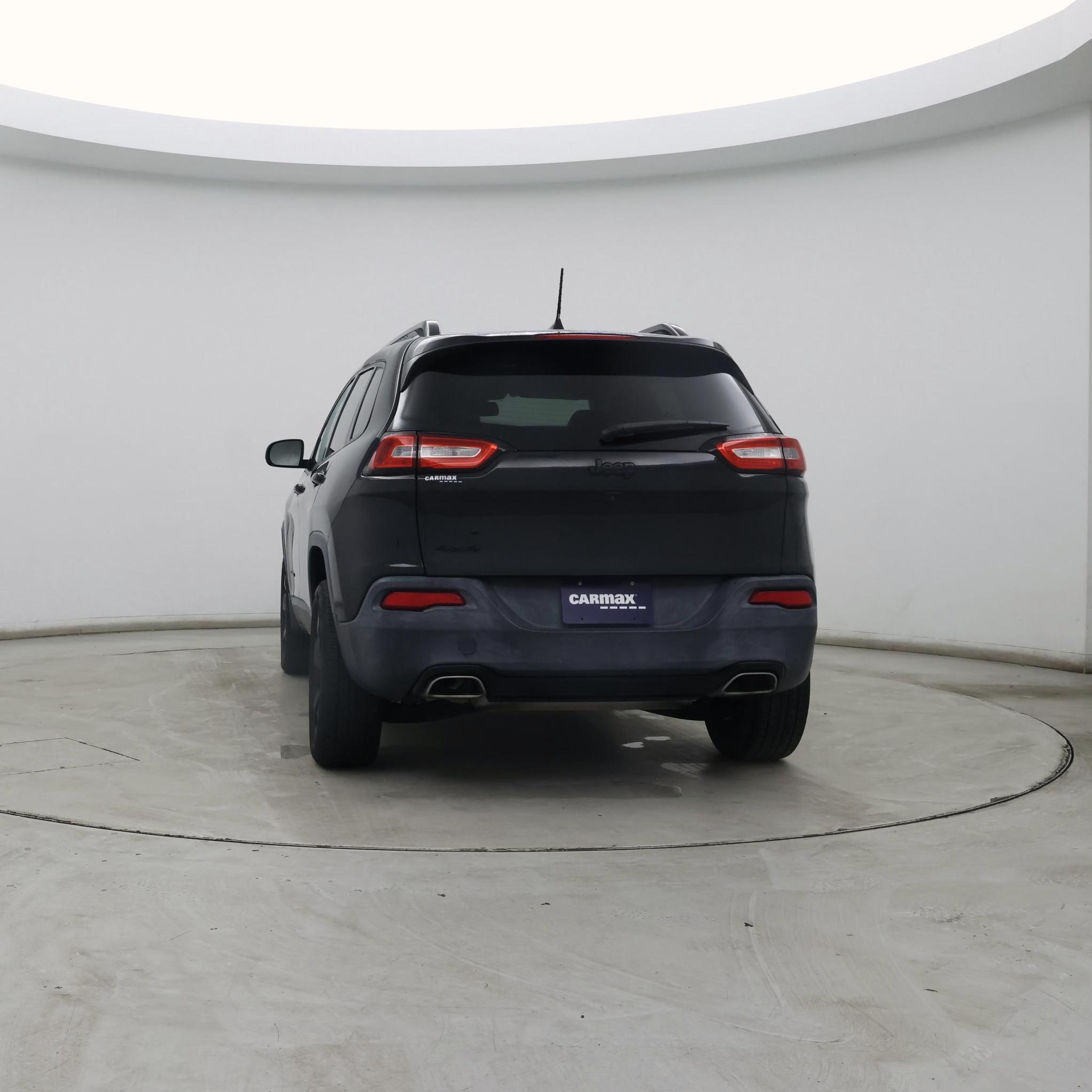 Thumbnail: 2016 Jeep Cherokee - 6