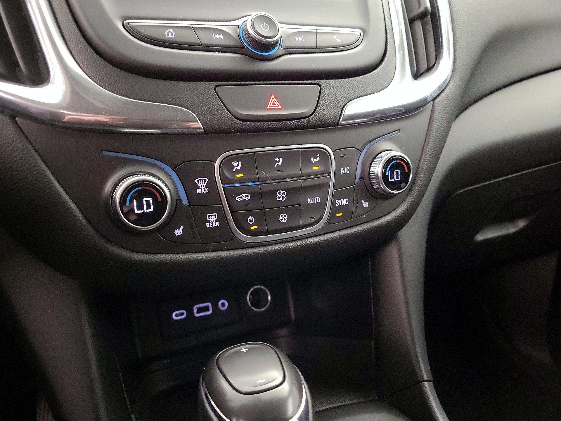 Thumbnail: 2019 Chevrolet Equinox - 17