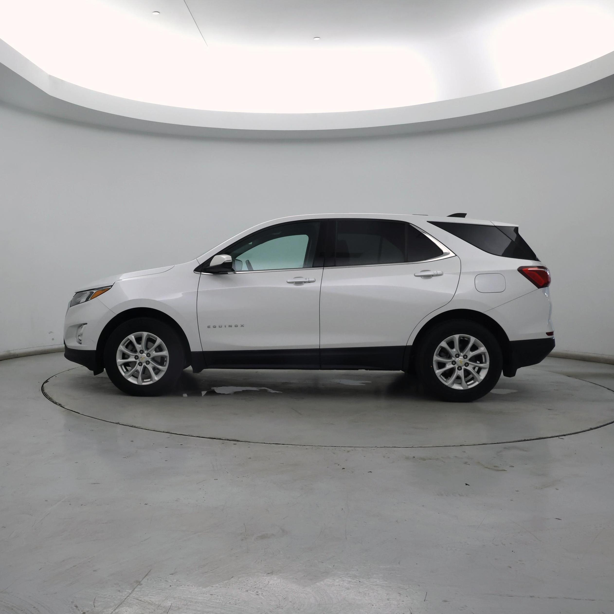 Thumbnail: 2019 Chevrolet Equinox - 3