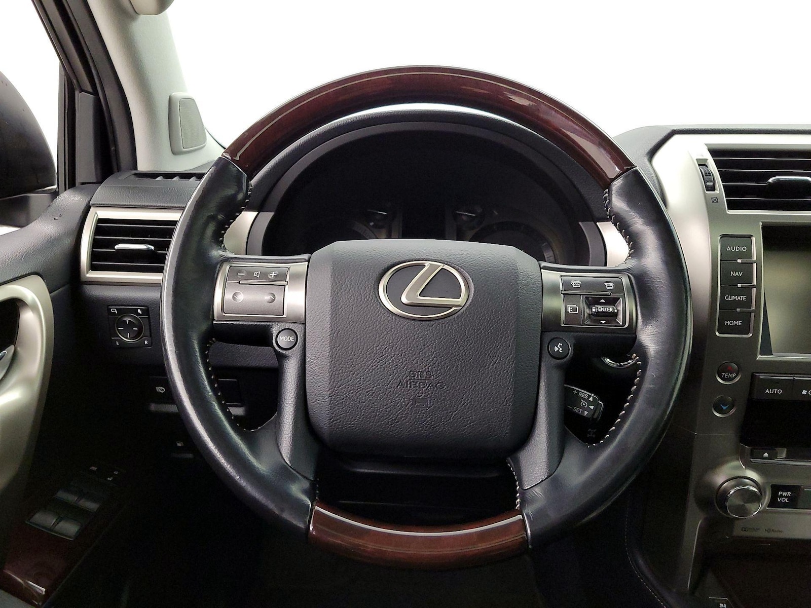 2018 Lexus GX Base - Photo 11
