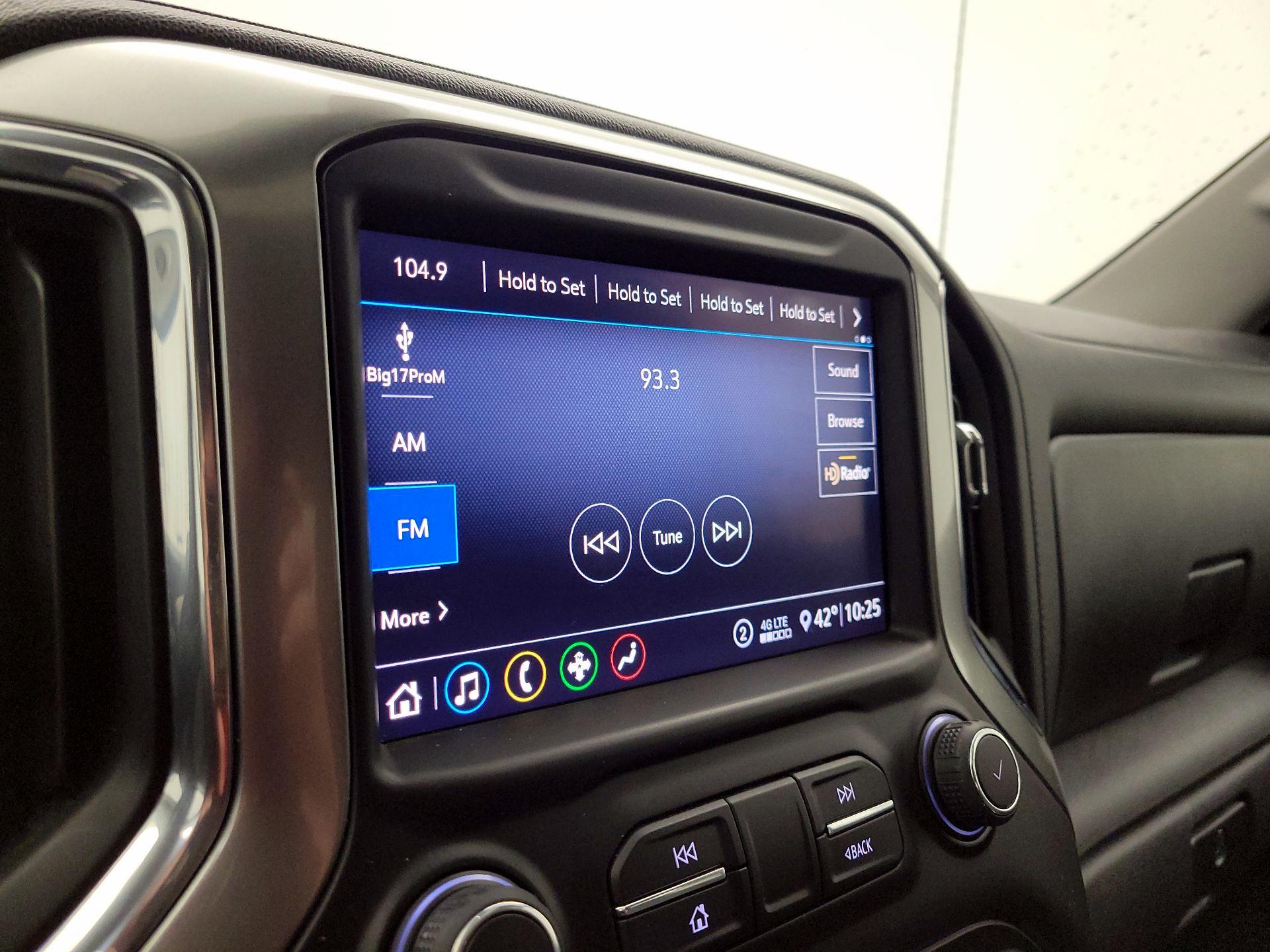 Thumbnail: 2020 Chevrolet Silverado 1500 - 15