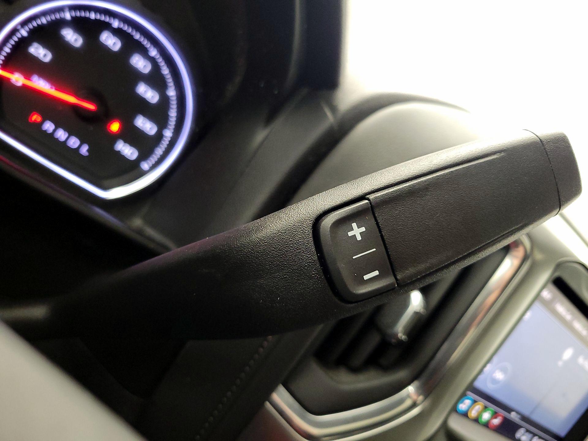 Thumbnail: 2020 Chevrolet Silverado 1500 - 17