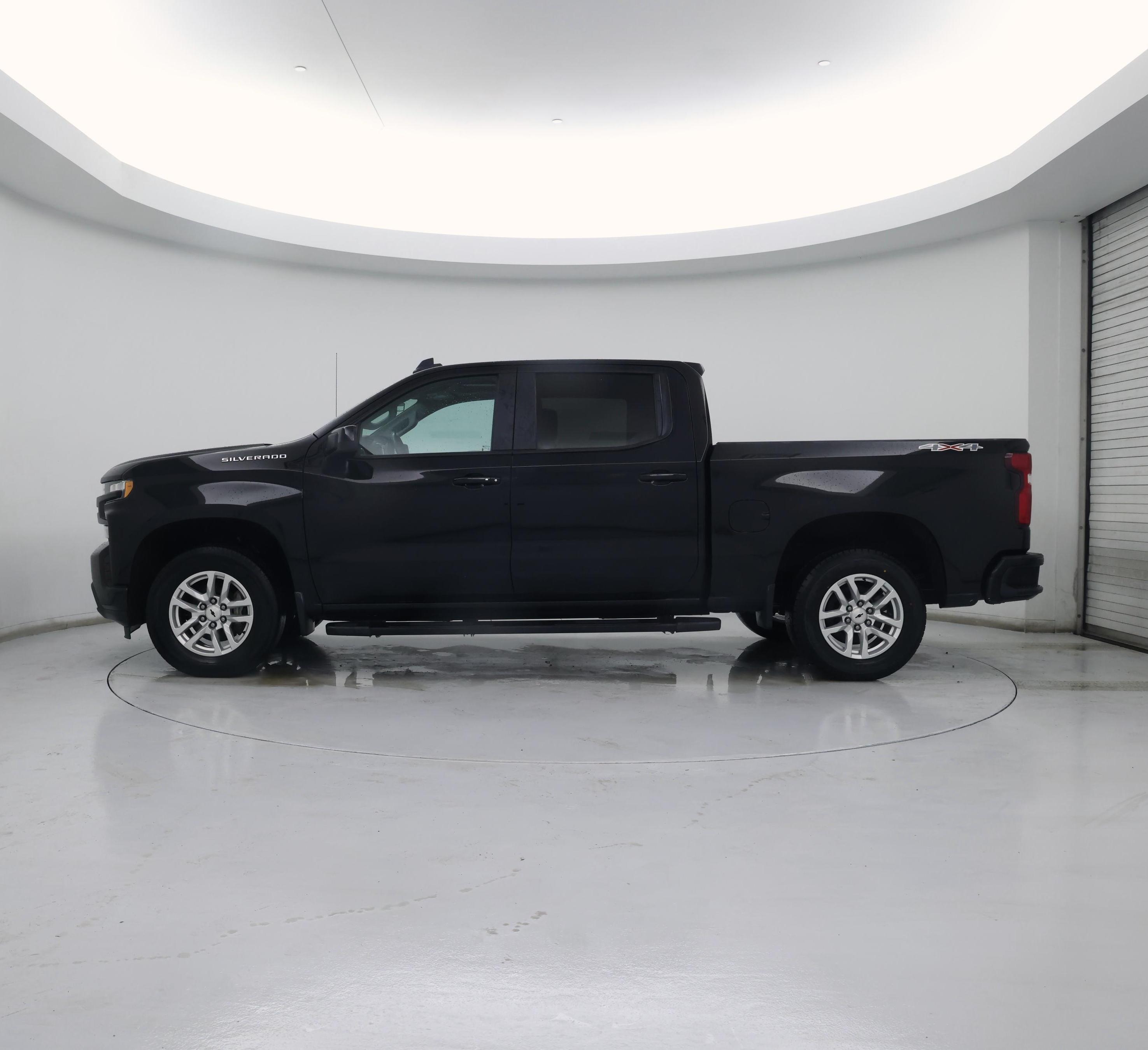 Thumbnail: 2020 Chevrolet Silverado 1500 - 3