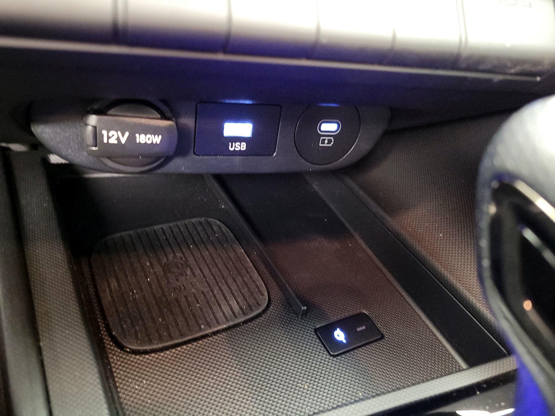 Thumbnail: 2025 Hyundai Elantra - 19