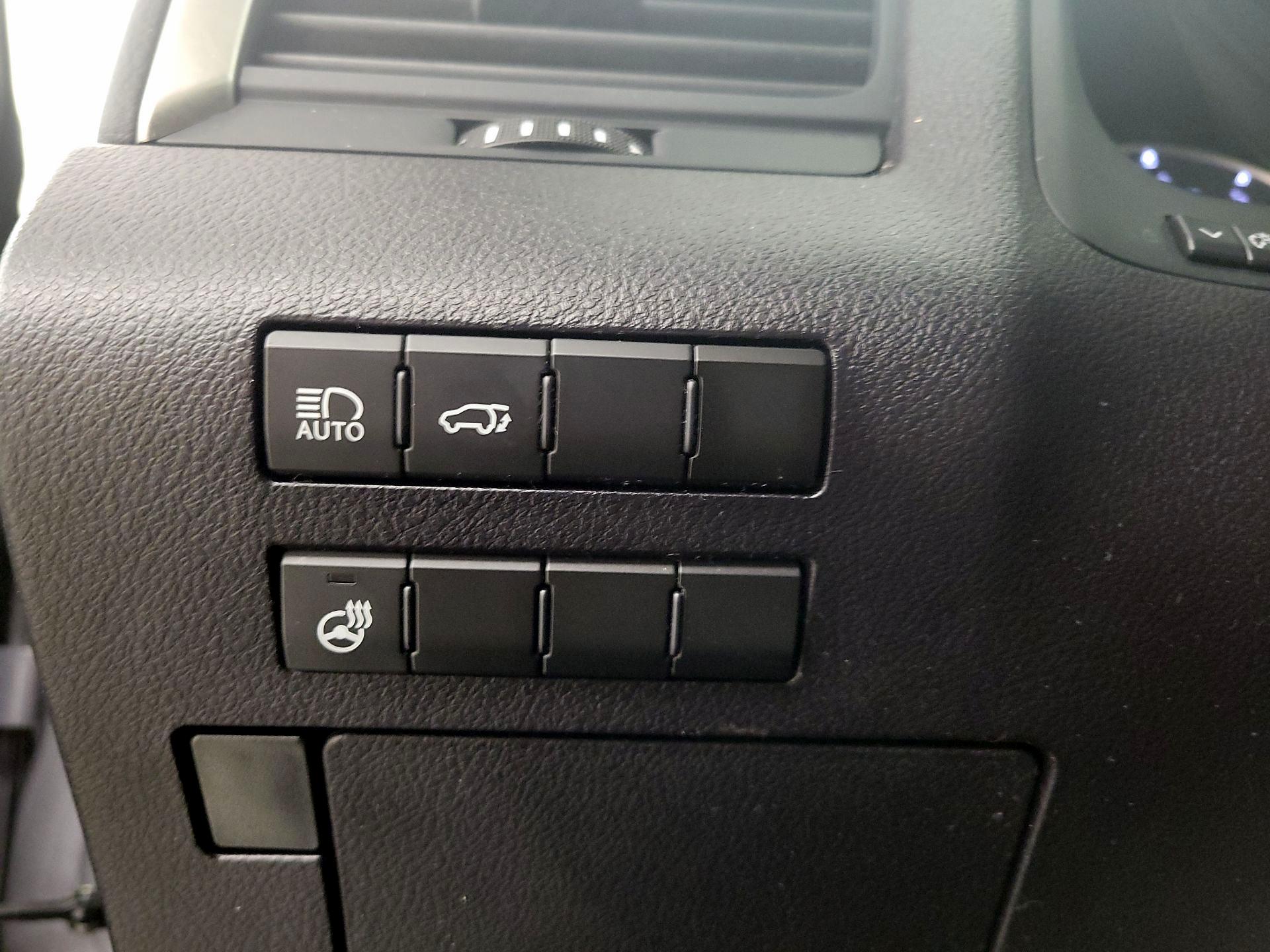 Thumbnail: 2022 Lexus RX - 13