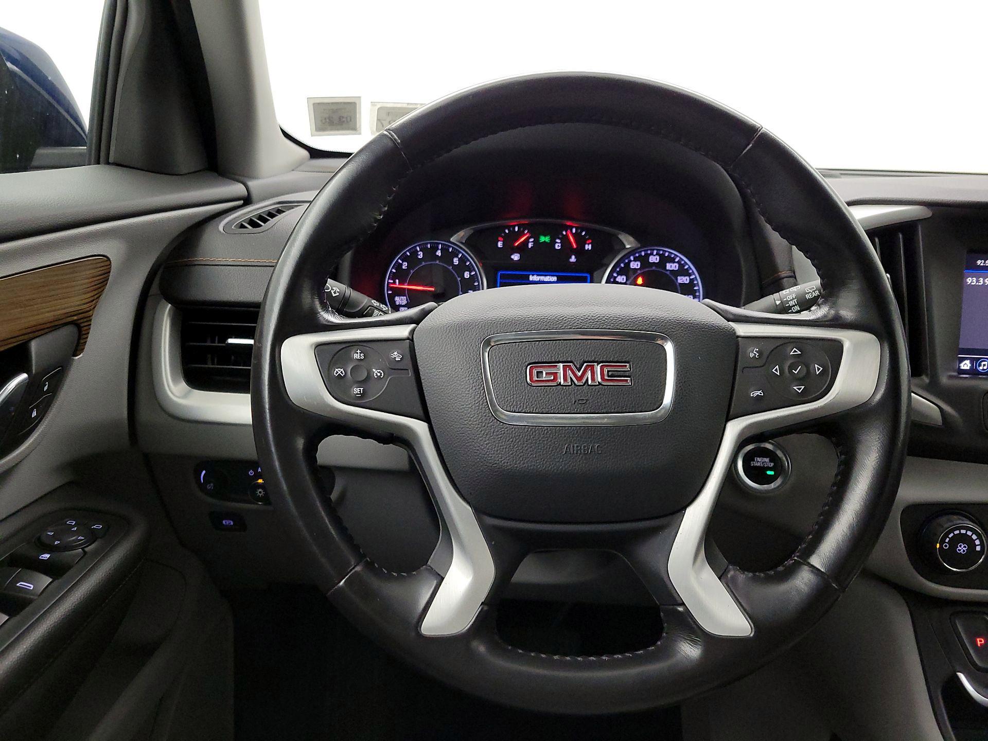 Thumbnail: 2020 GMC Terrain - 10