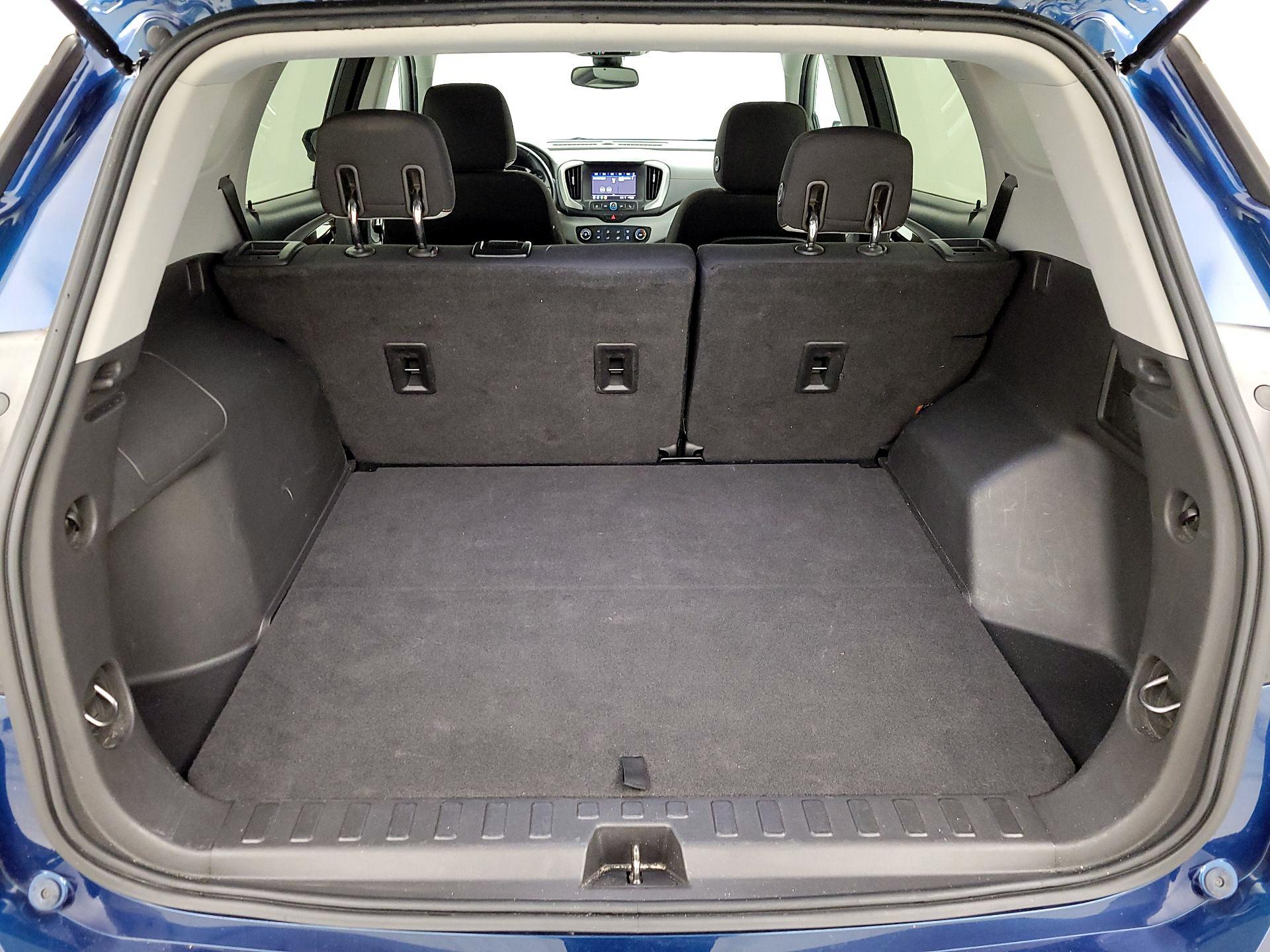 Thumbnail: 2020 GMC Terrain - 20