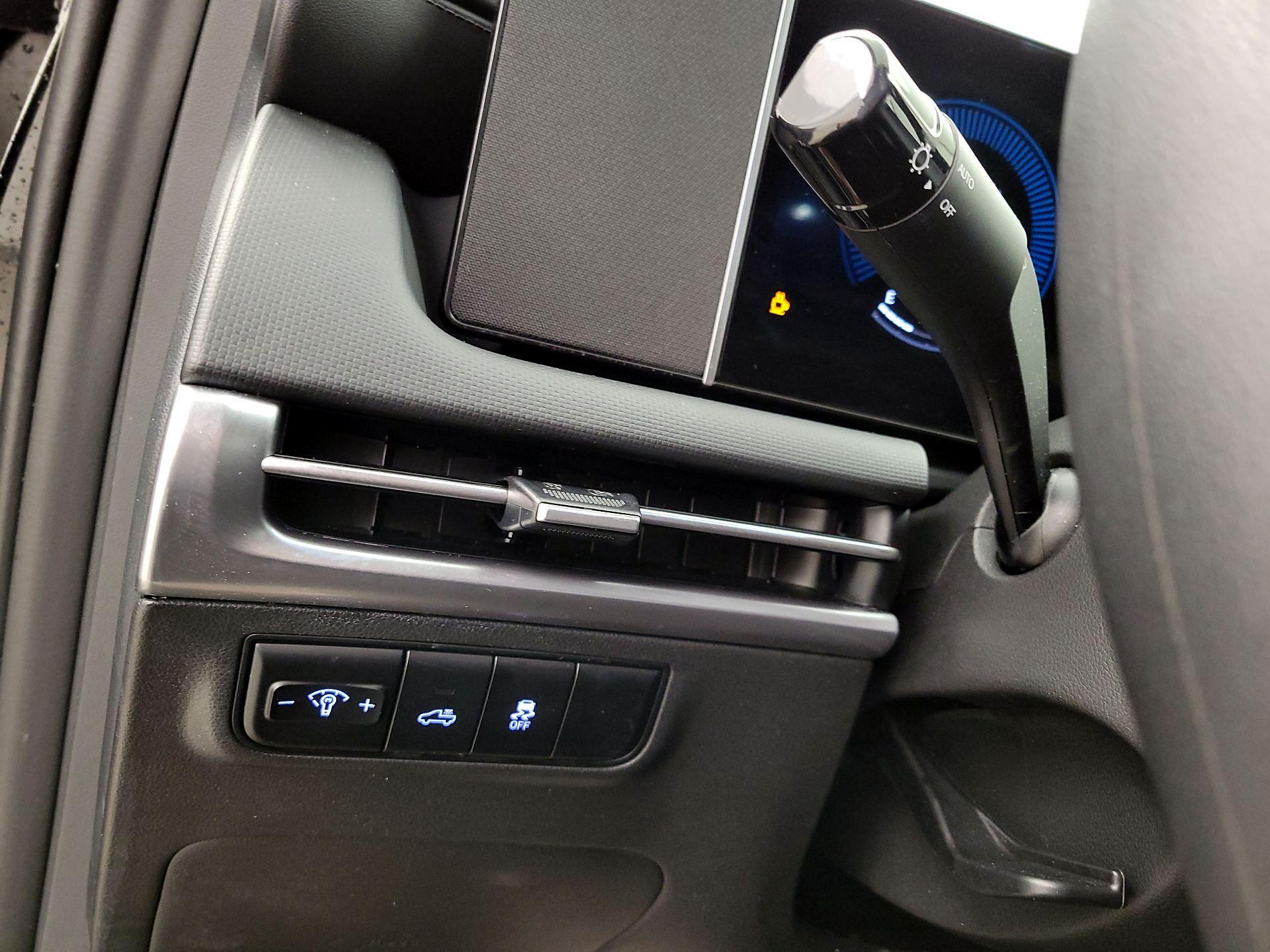 Thumbnail: 2025 Hyundai Santa Cruz - 13