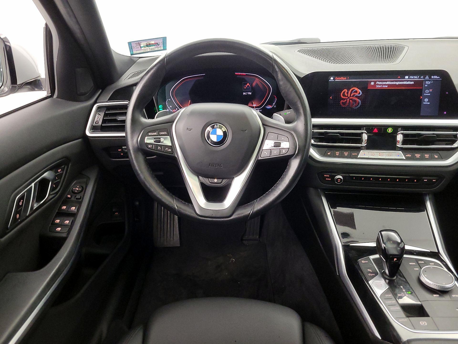 Thumbnail: 2019 BMW 3 Series - 10