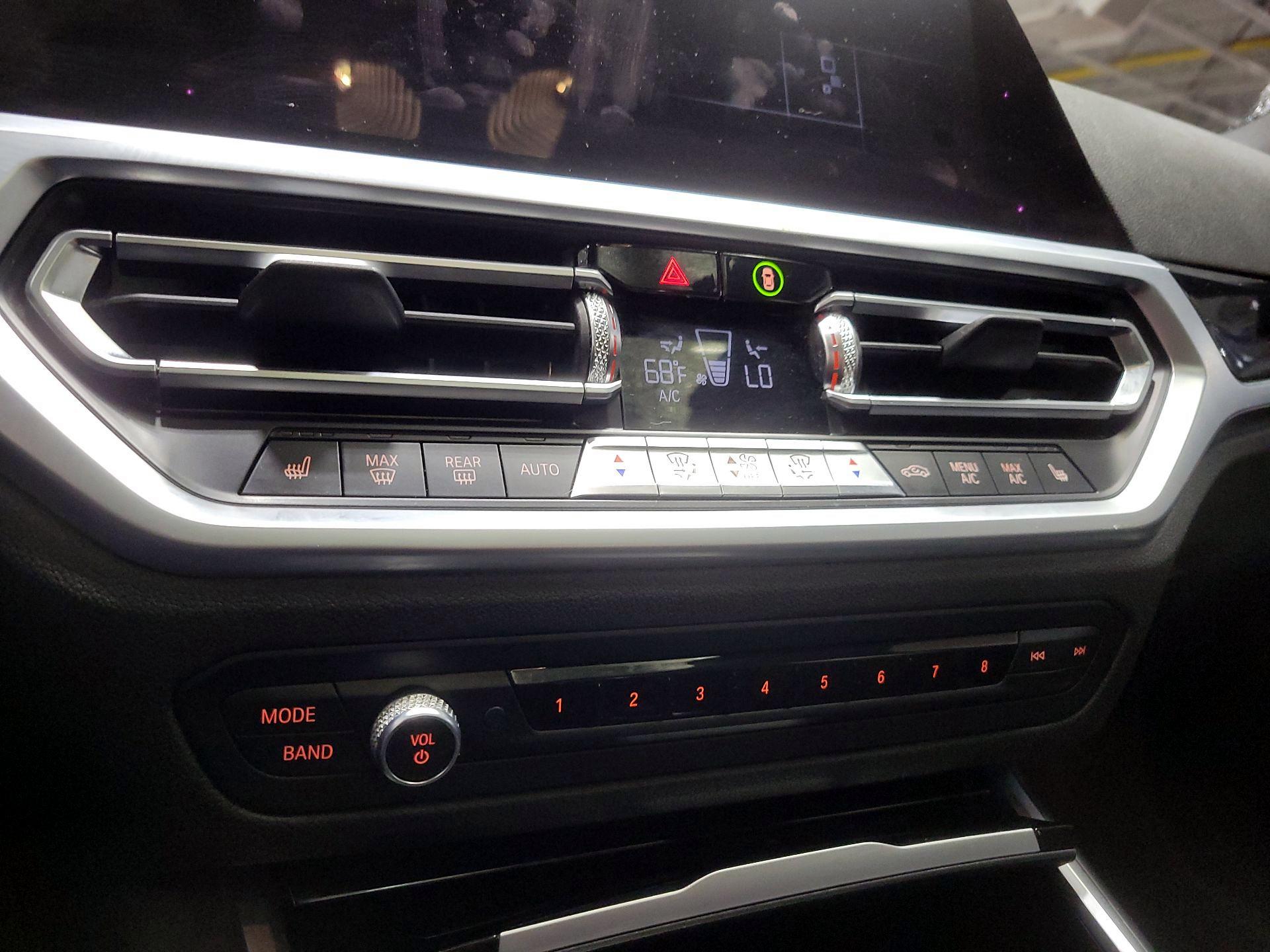 Thumbnail: 2019 BMW 3 Series - 17