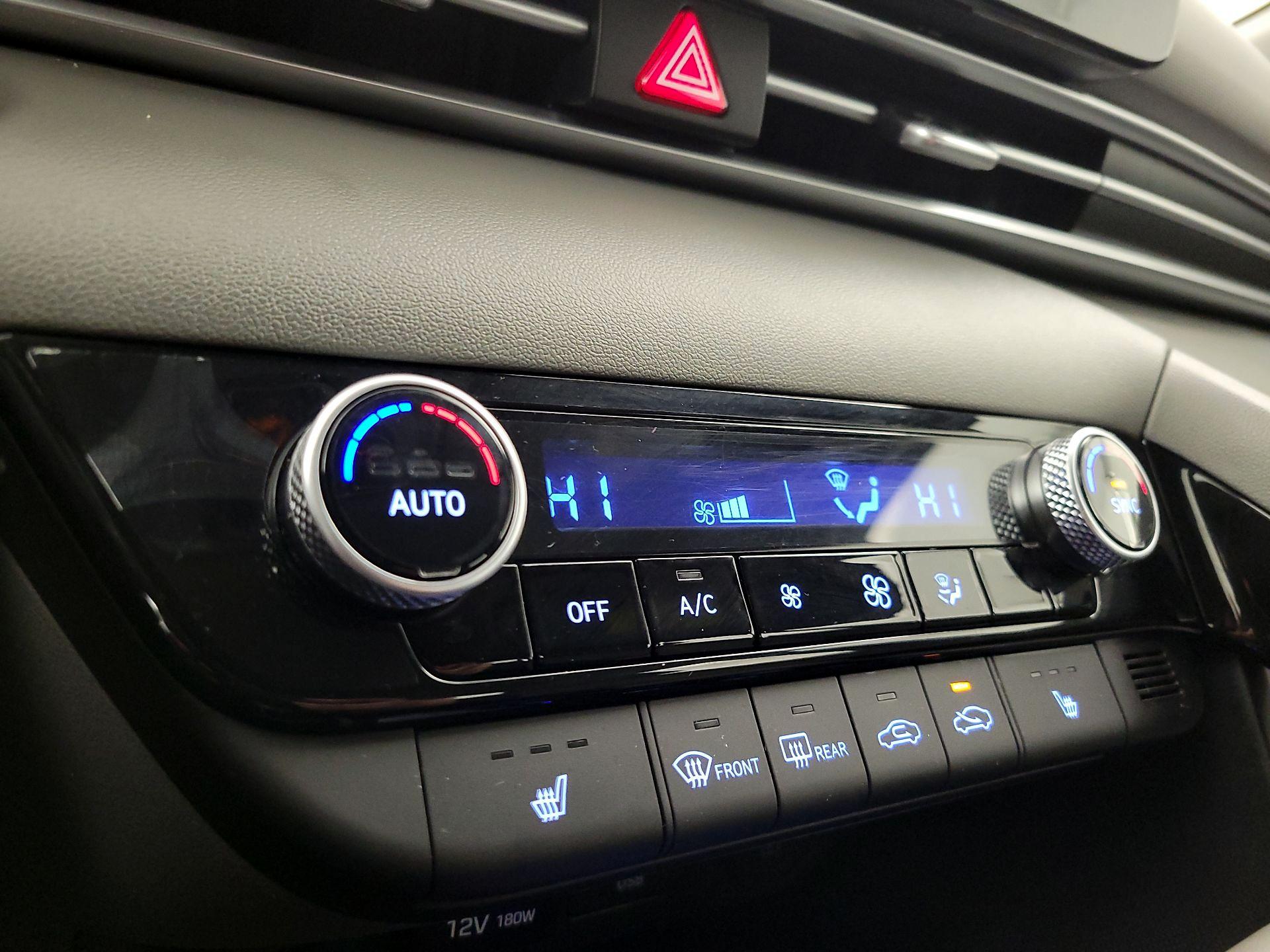 Thumbnail: 2022 Hyundai Elantra - 16