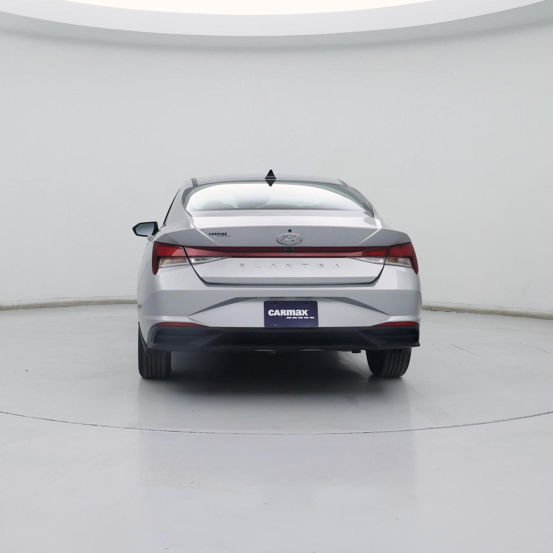 Thumbnail: 2022 Hyundai Elantra - 6