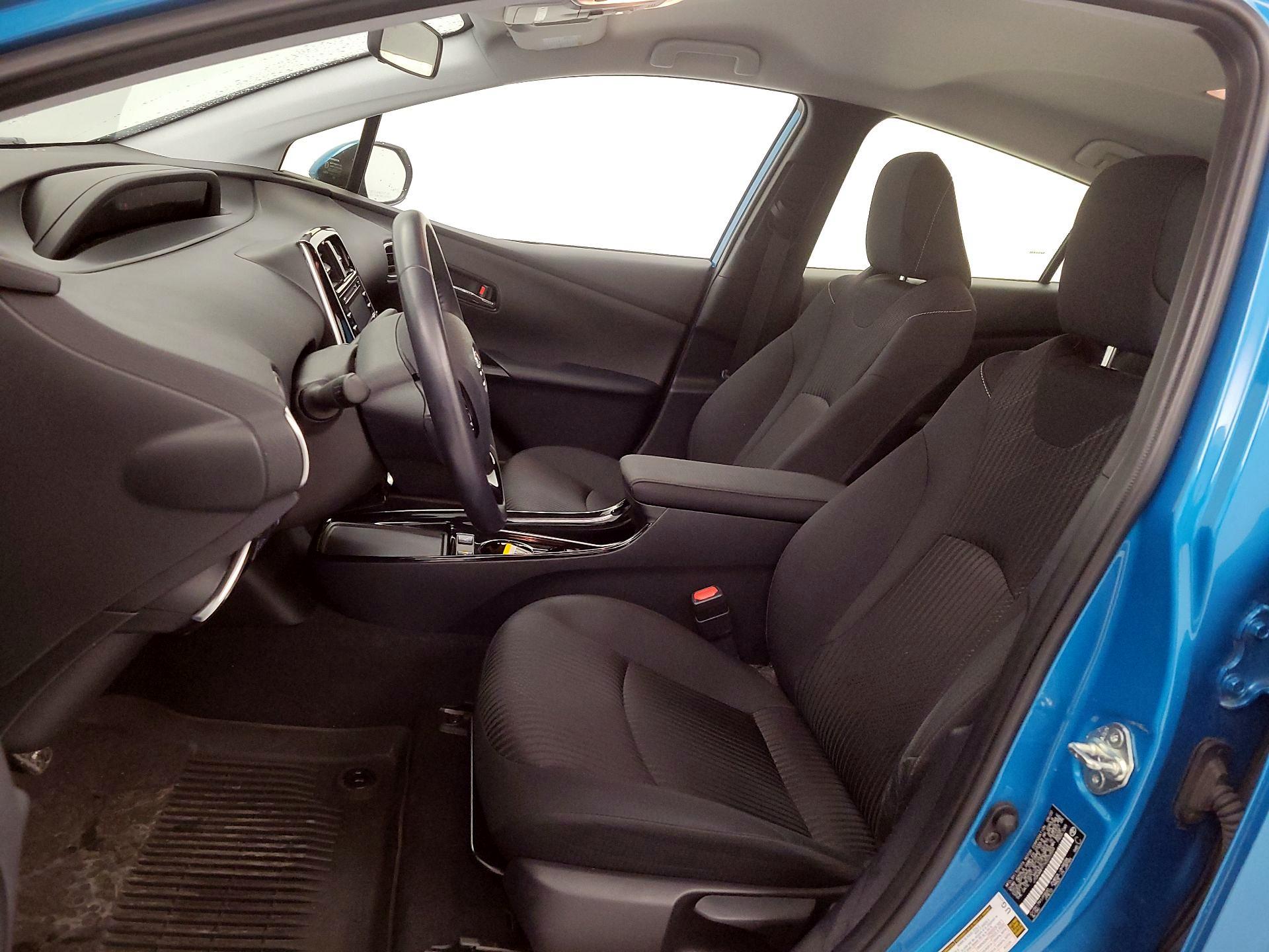 Thumbnail: 2022 Toyota Prius Prime - 11