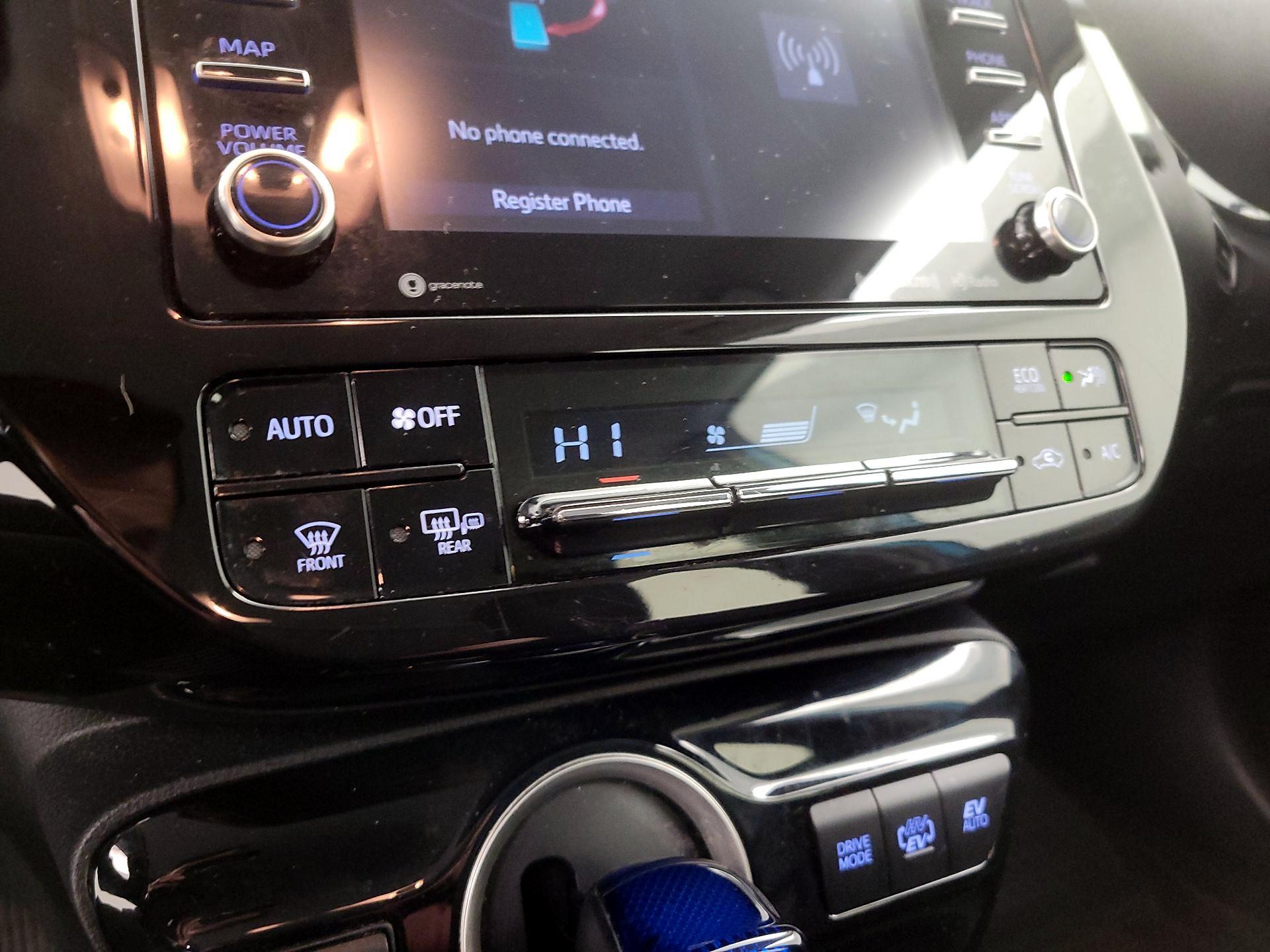 Thumbnail: 2022 Toyota Prius Prime - 17